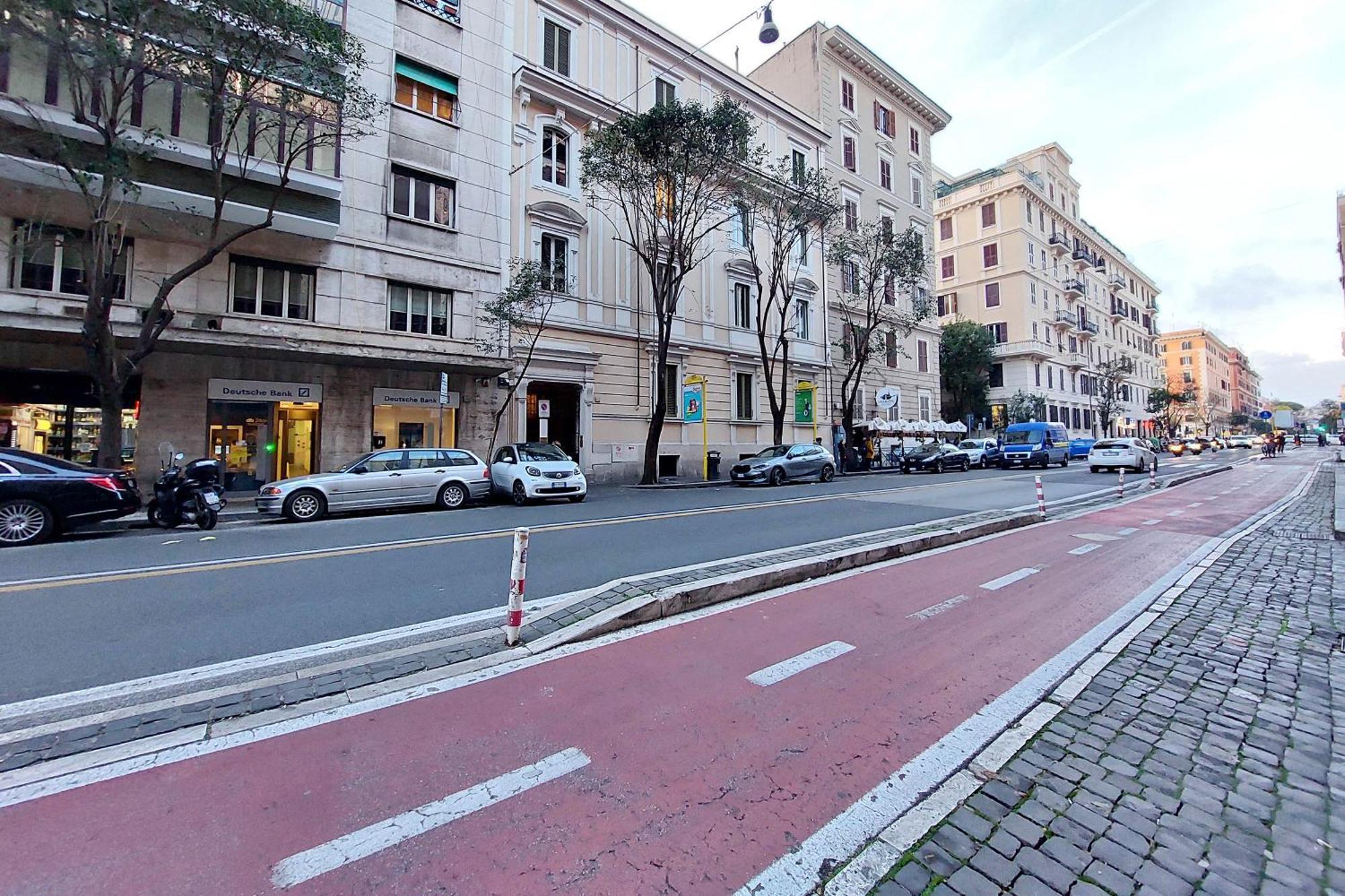Ych-casa Indipendente In Zona Prati Rome