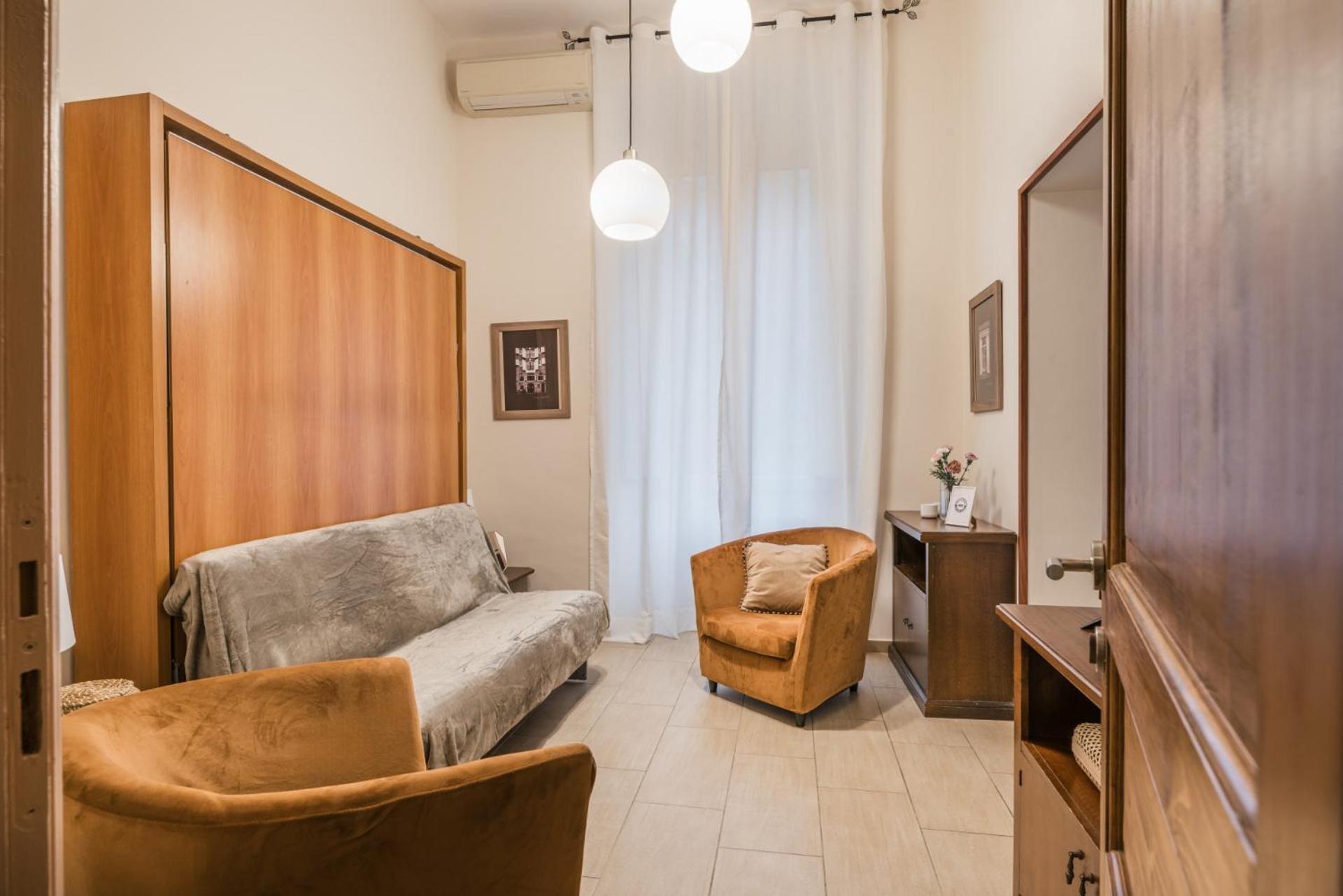 The Rent - Two-bedroom Near Fori Imperiali