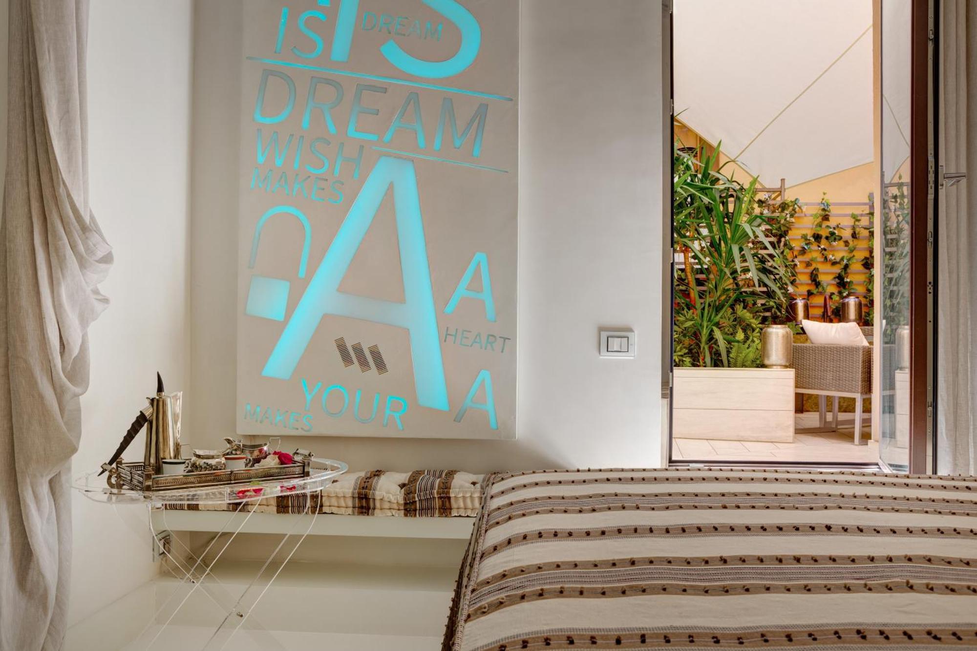 Apartment Domus Domitia Luxury Living
