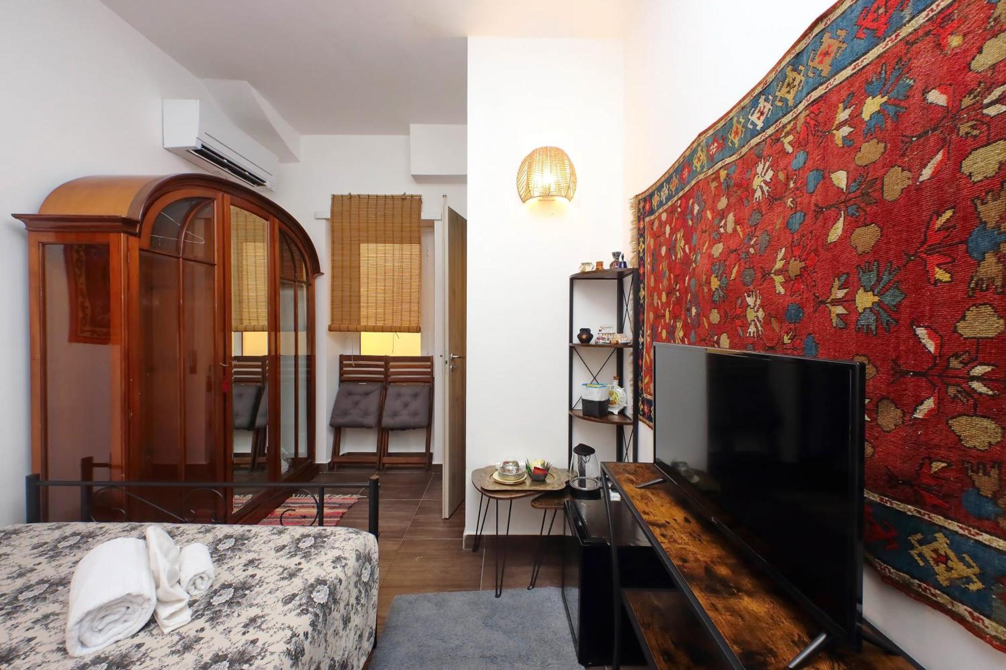 Vatican Steps Guest house *