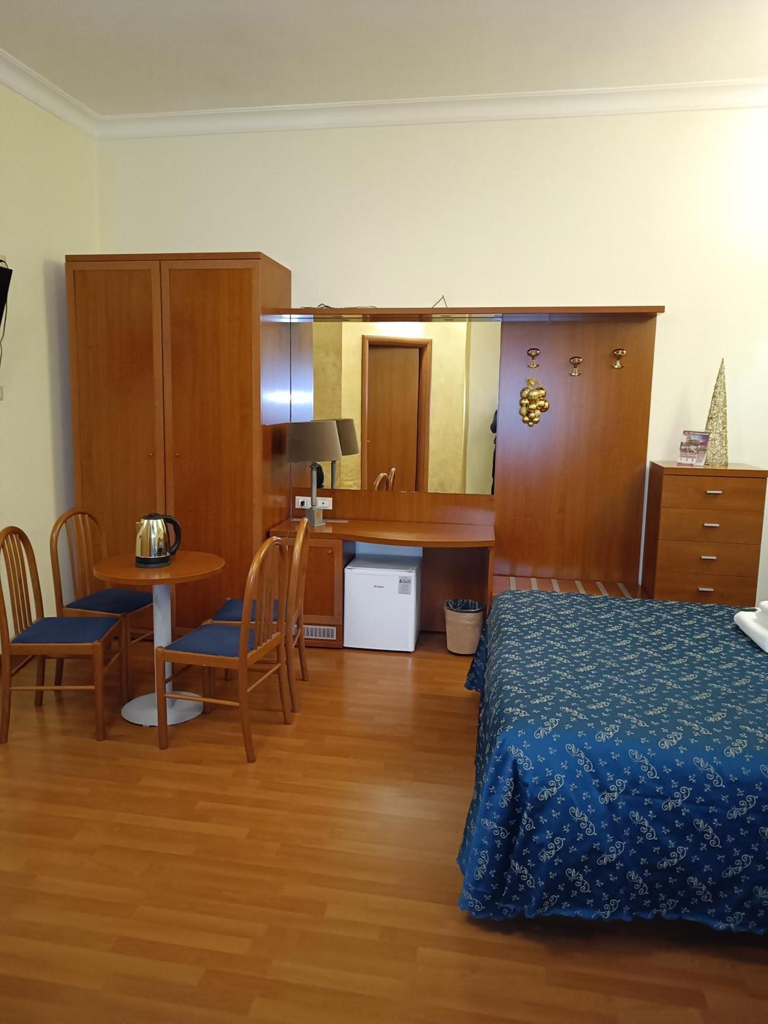 Opera Italian Guest house