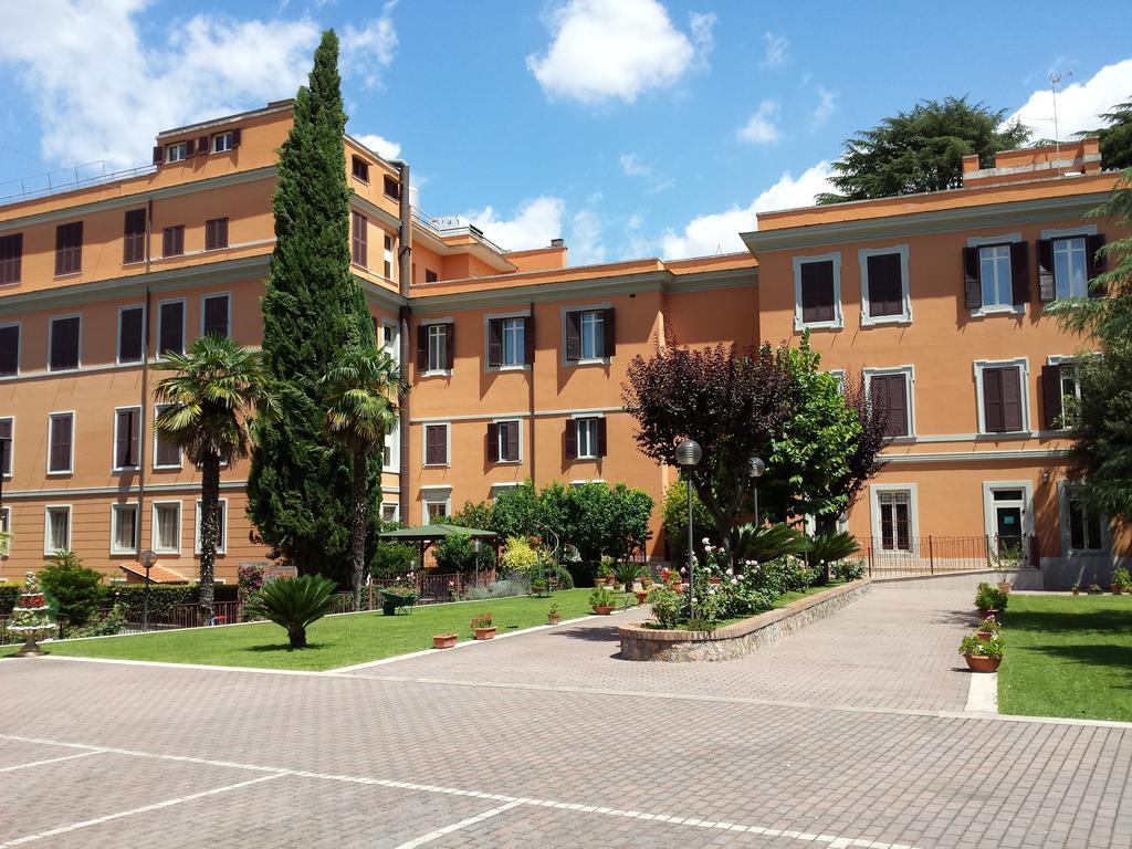 Maria Rosa Molas - Casa Per Ferie