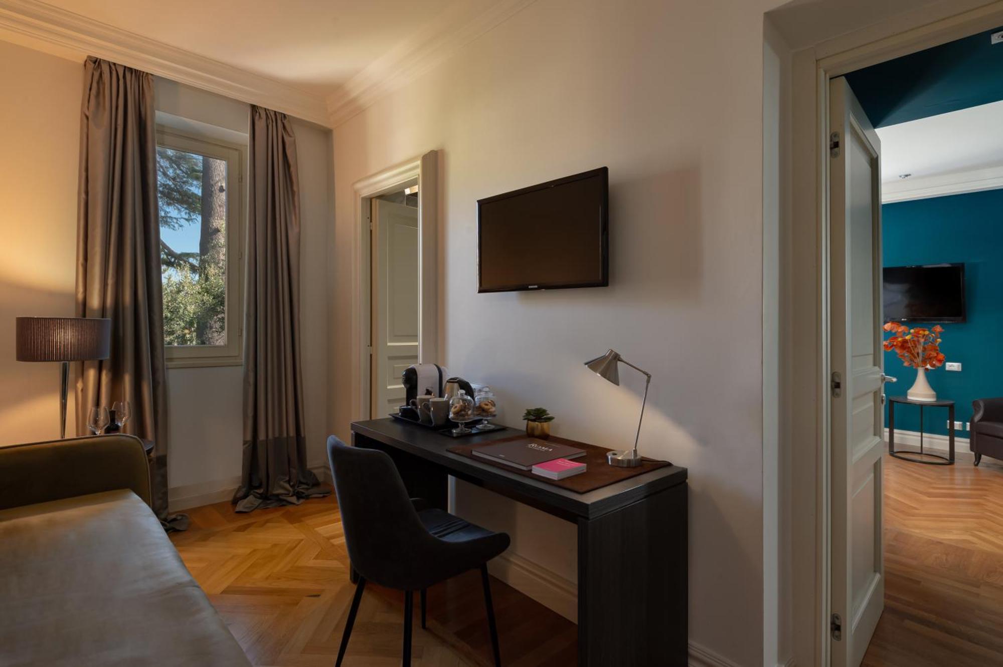 Hotel Principe Torlonia Rome
