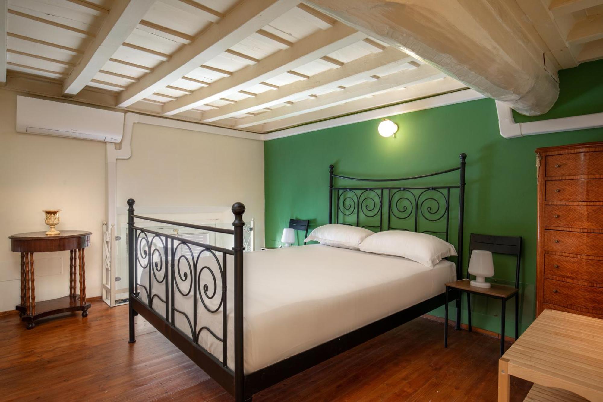 Cappellari Interno 4 - Campo De' Fiori Appartamento *