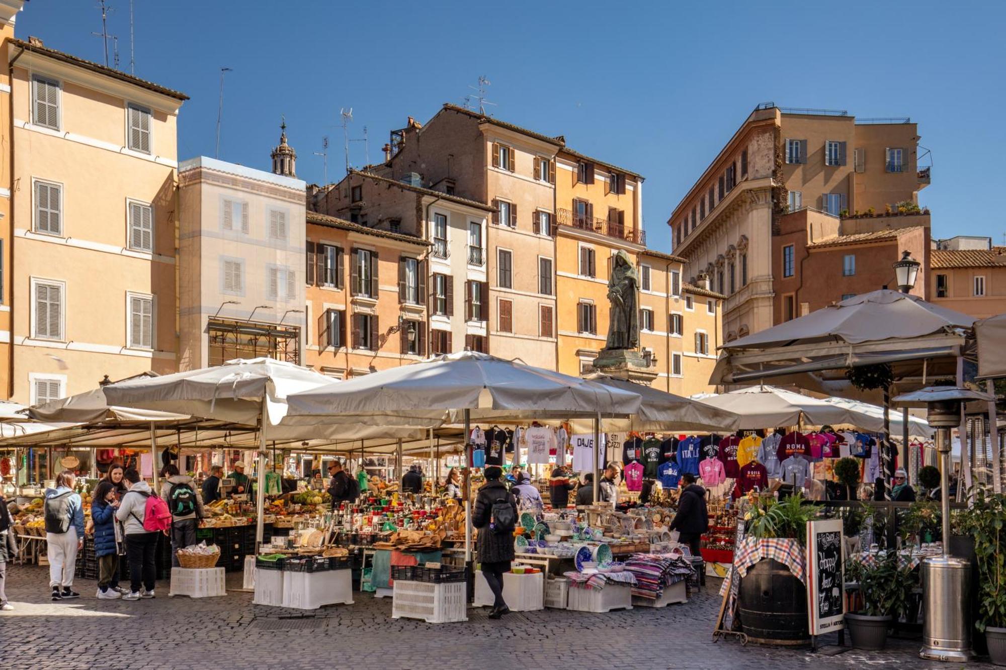 Cappellari Interno 4 - Campo De' Fiori Roma