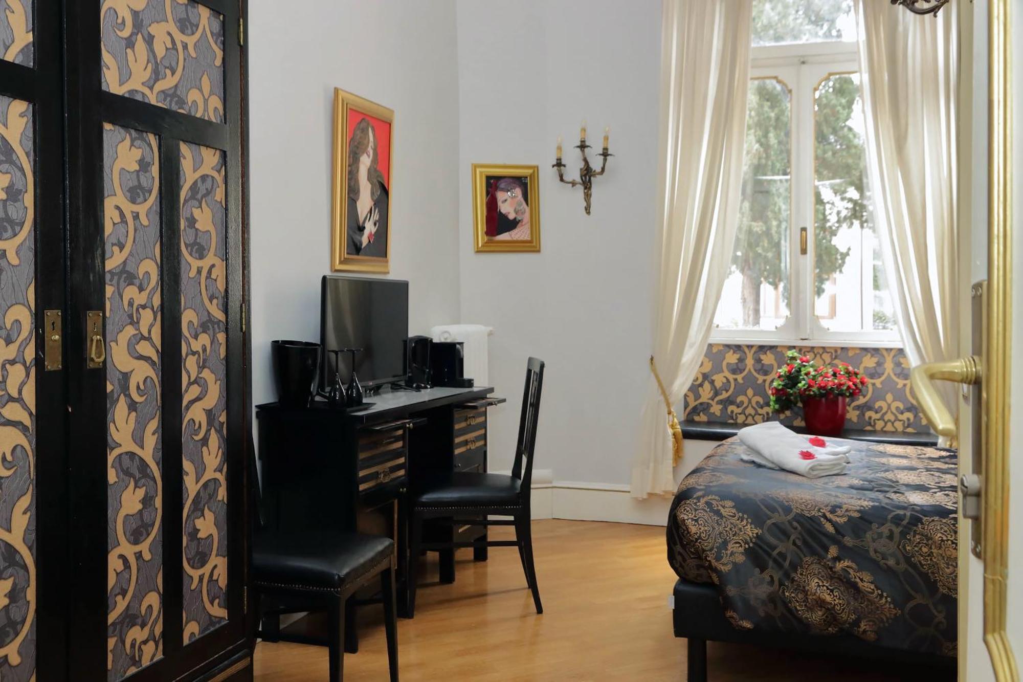Domus Monami Luxury 2*