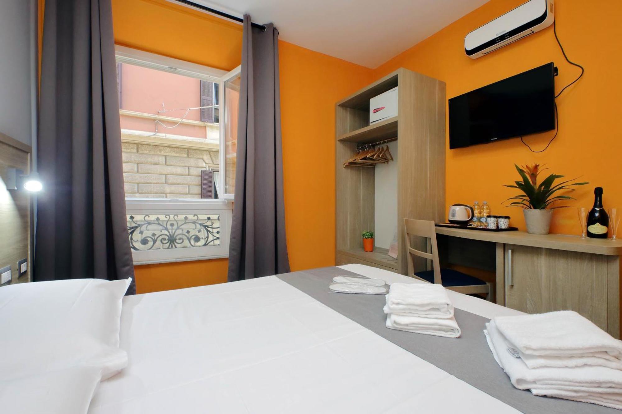 Guest house Lhg Comfy Rome