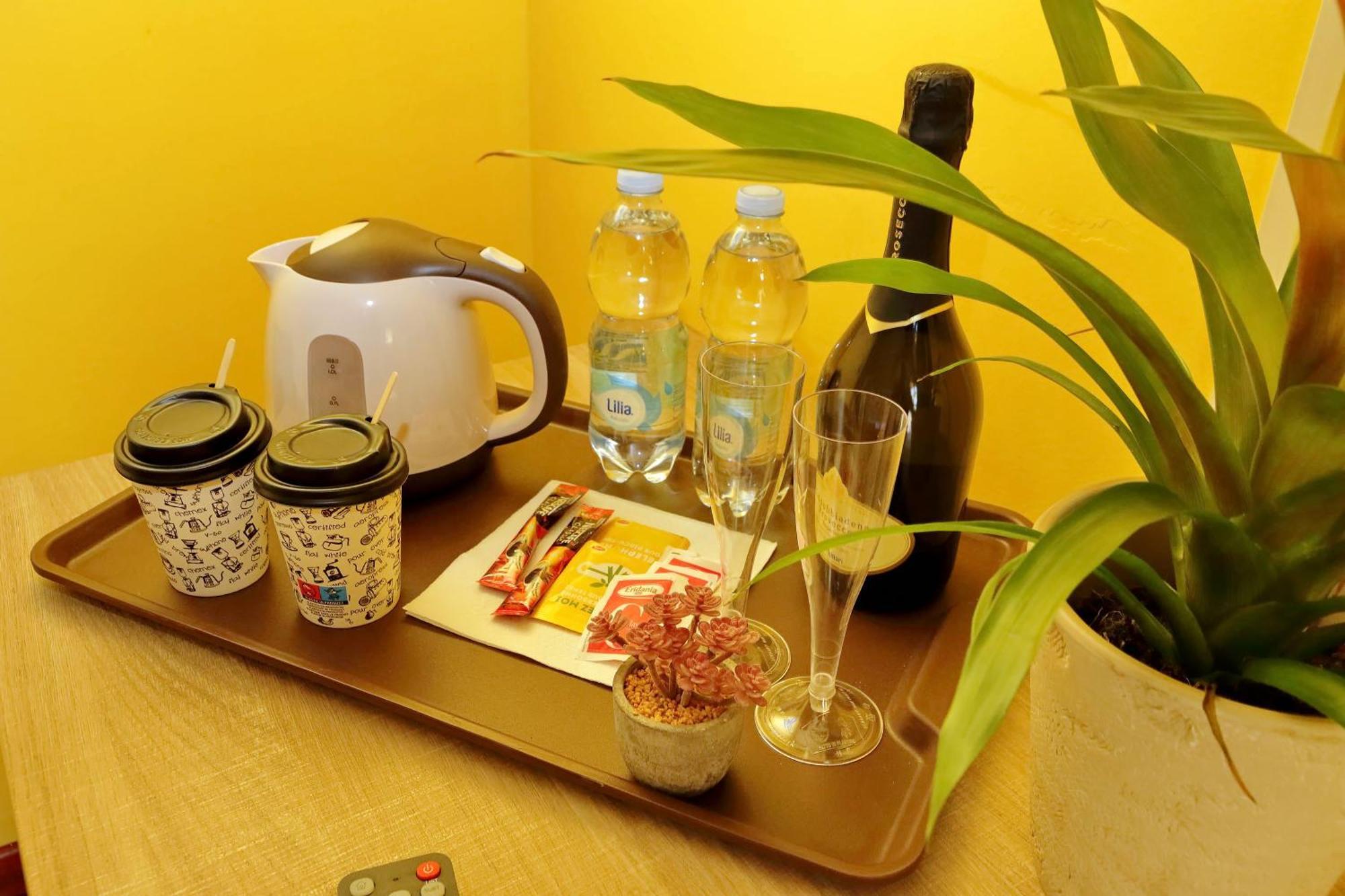 Lhg Comfy Guest house
