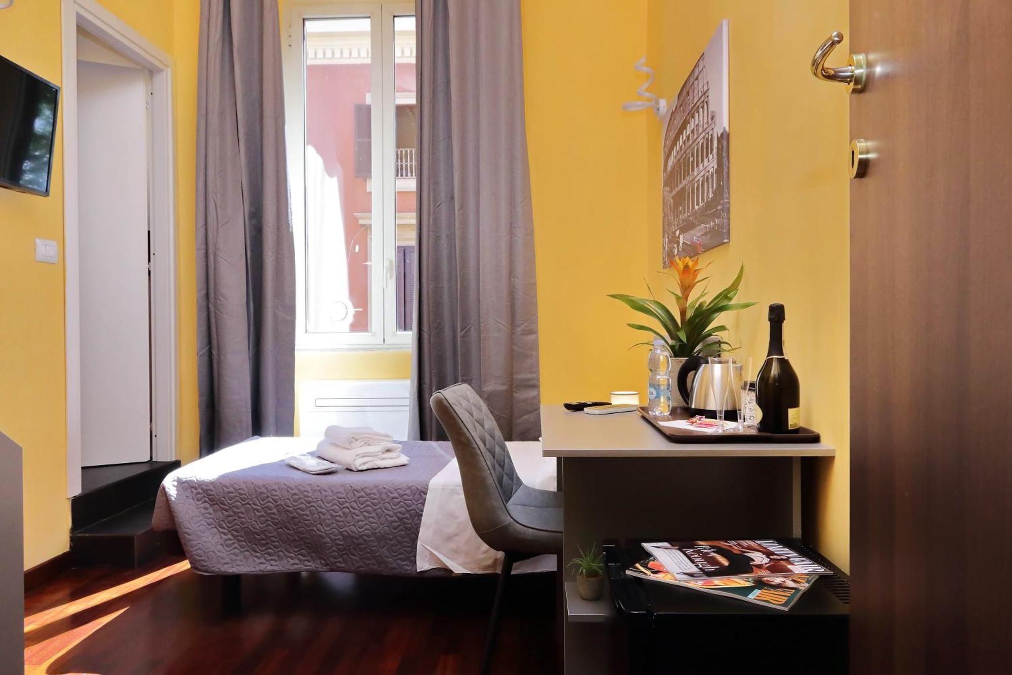 Guest house Lhg Comfy Rome