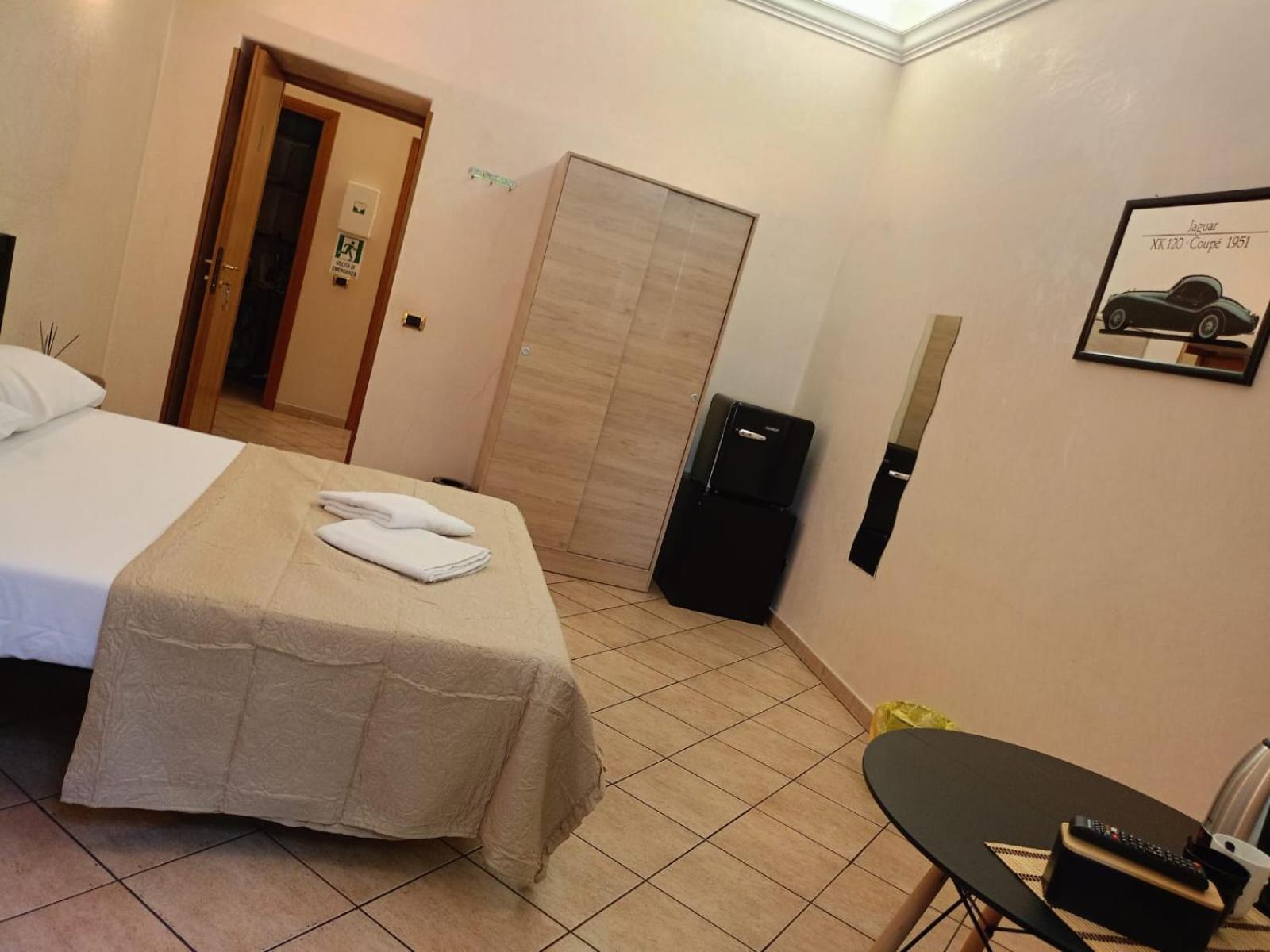 Ragusa Bis Bed & Breakfast *