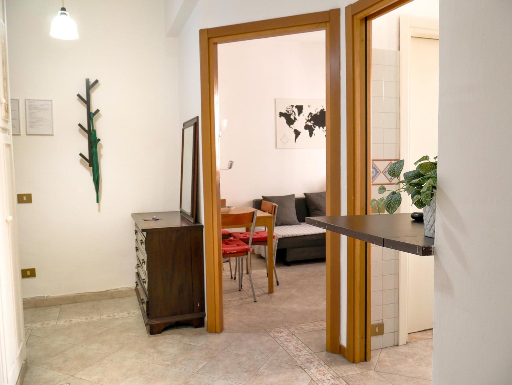 Modern 1 Bedroom Near Metro