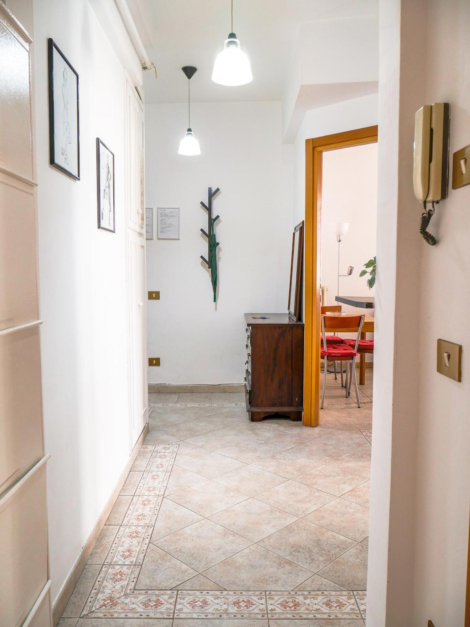Modern 1 Bedroom Near Metro *