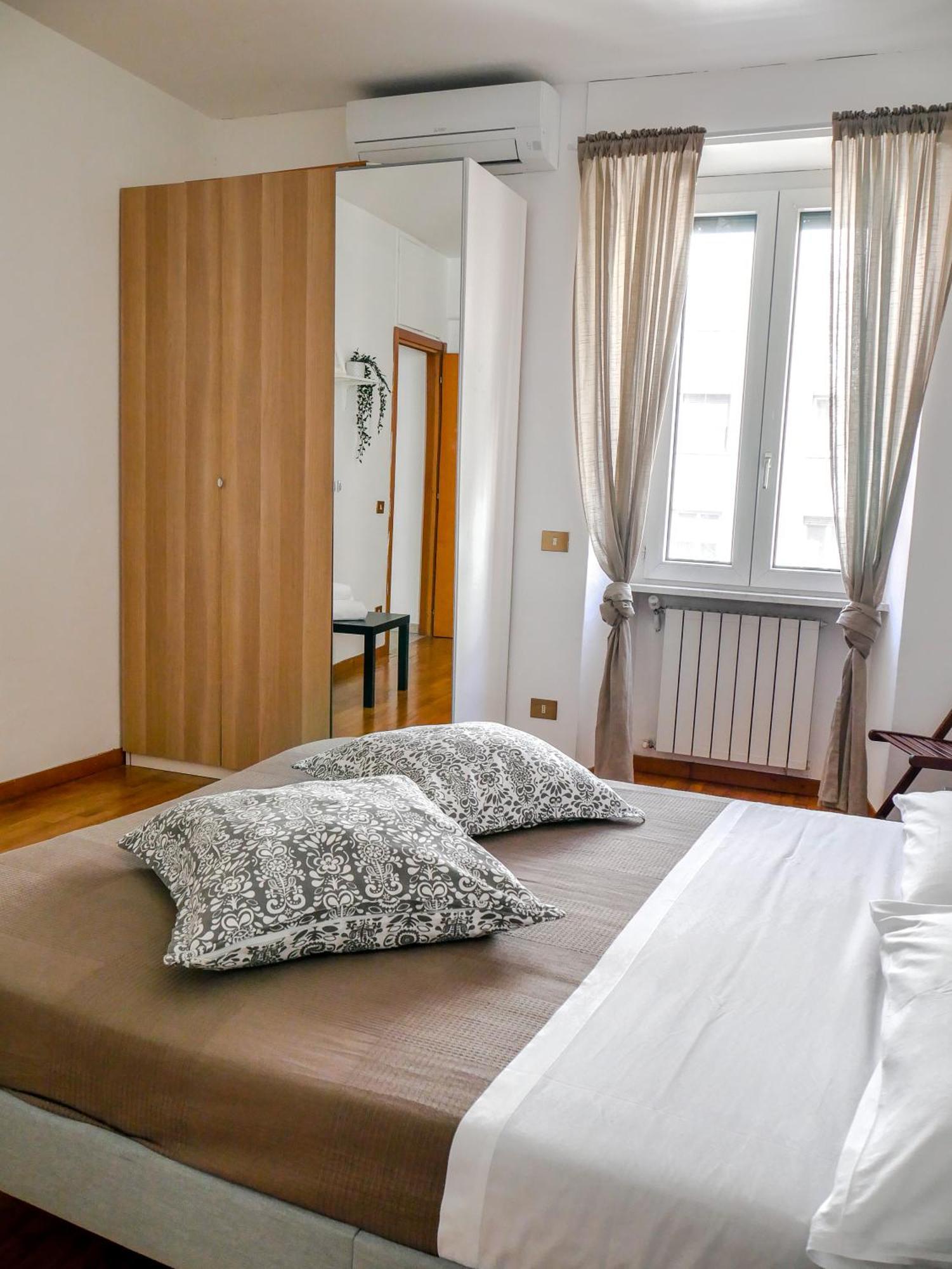 Apartment Modern 1 Bedroom Near Metro Rome