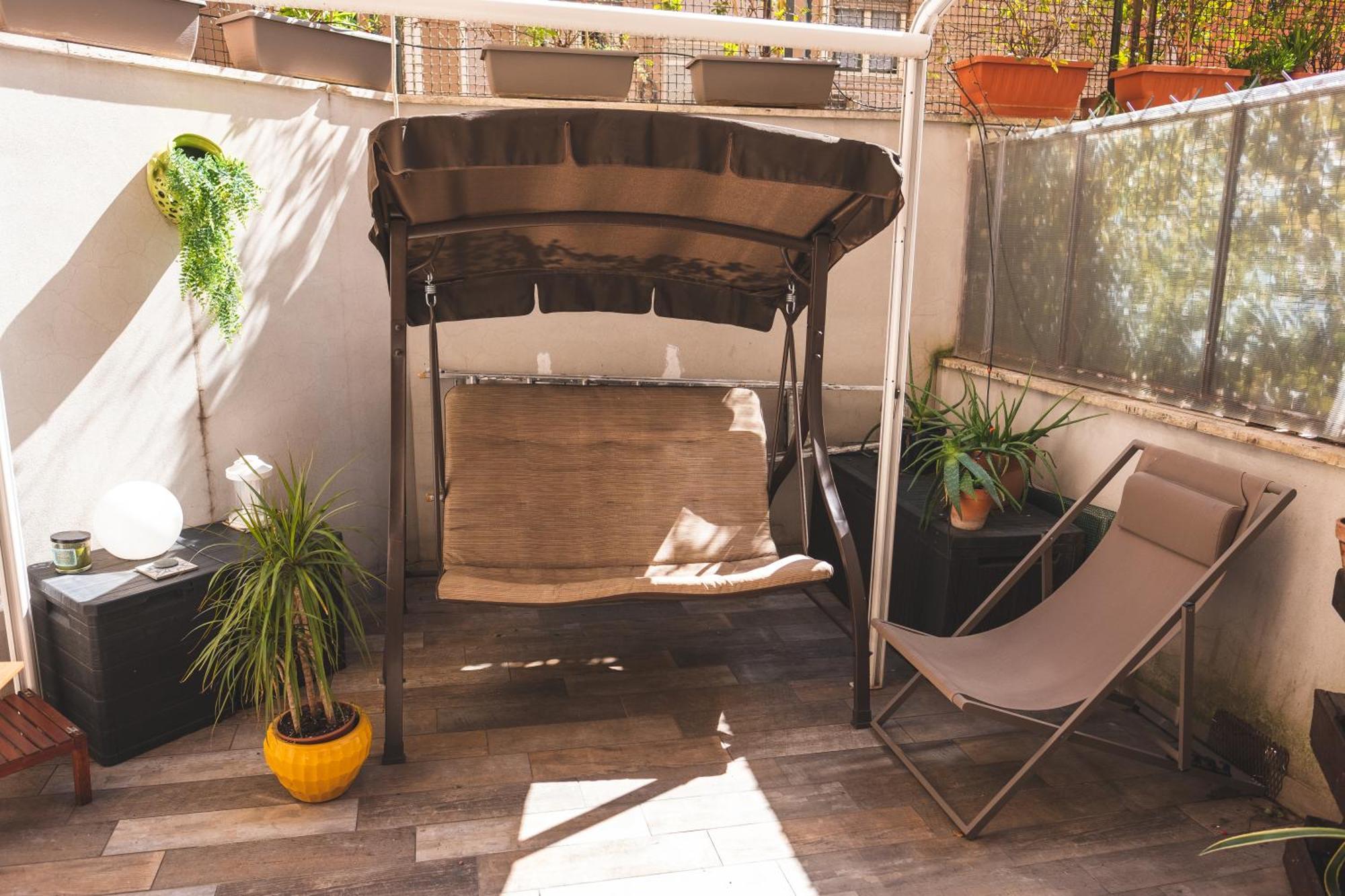 Apartment Cozy Flat With Terrace At Trastevere Train Station