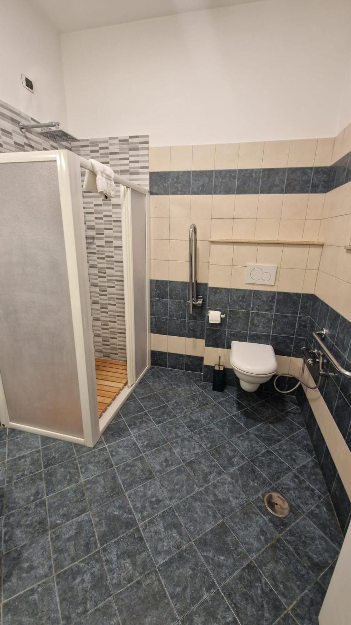 Guest house 4rooms In