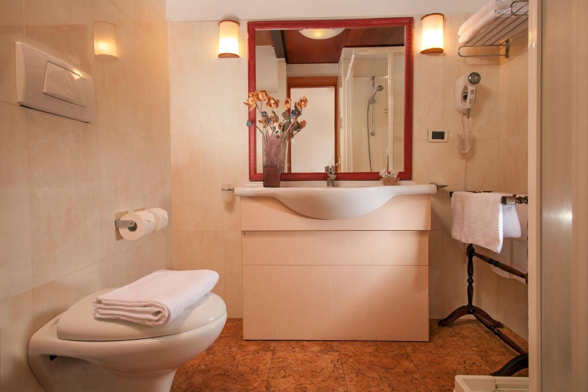 Sant'angelo 3* Rome