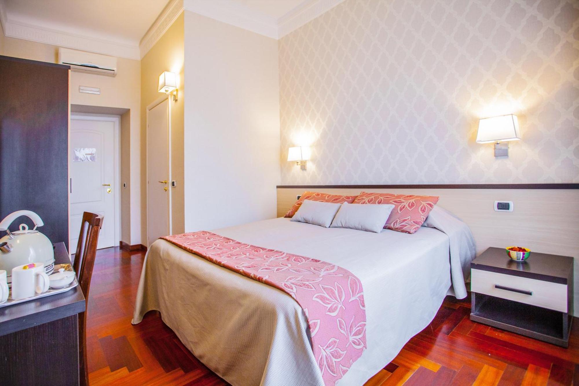 Domus Palatina Guest house 2*