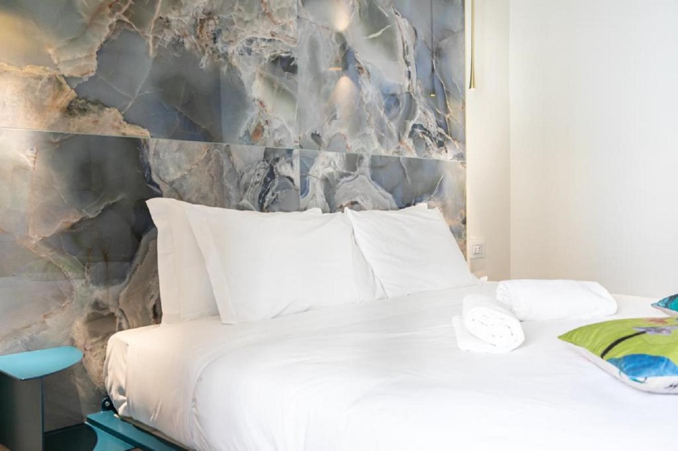 Bhr Cavour 150 Guest house