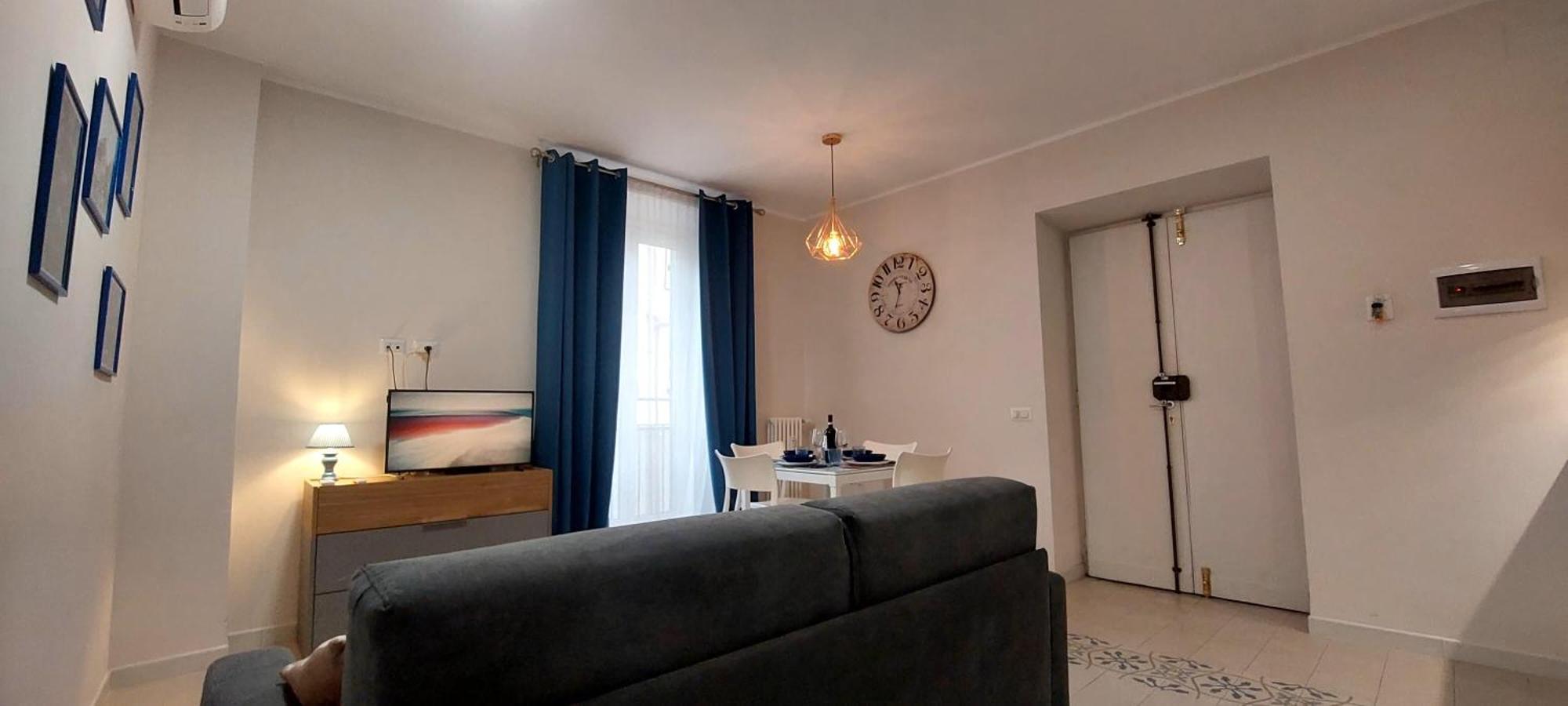 Light Blue Station Apartment Rome