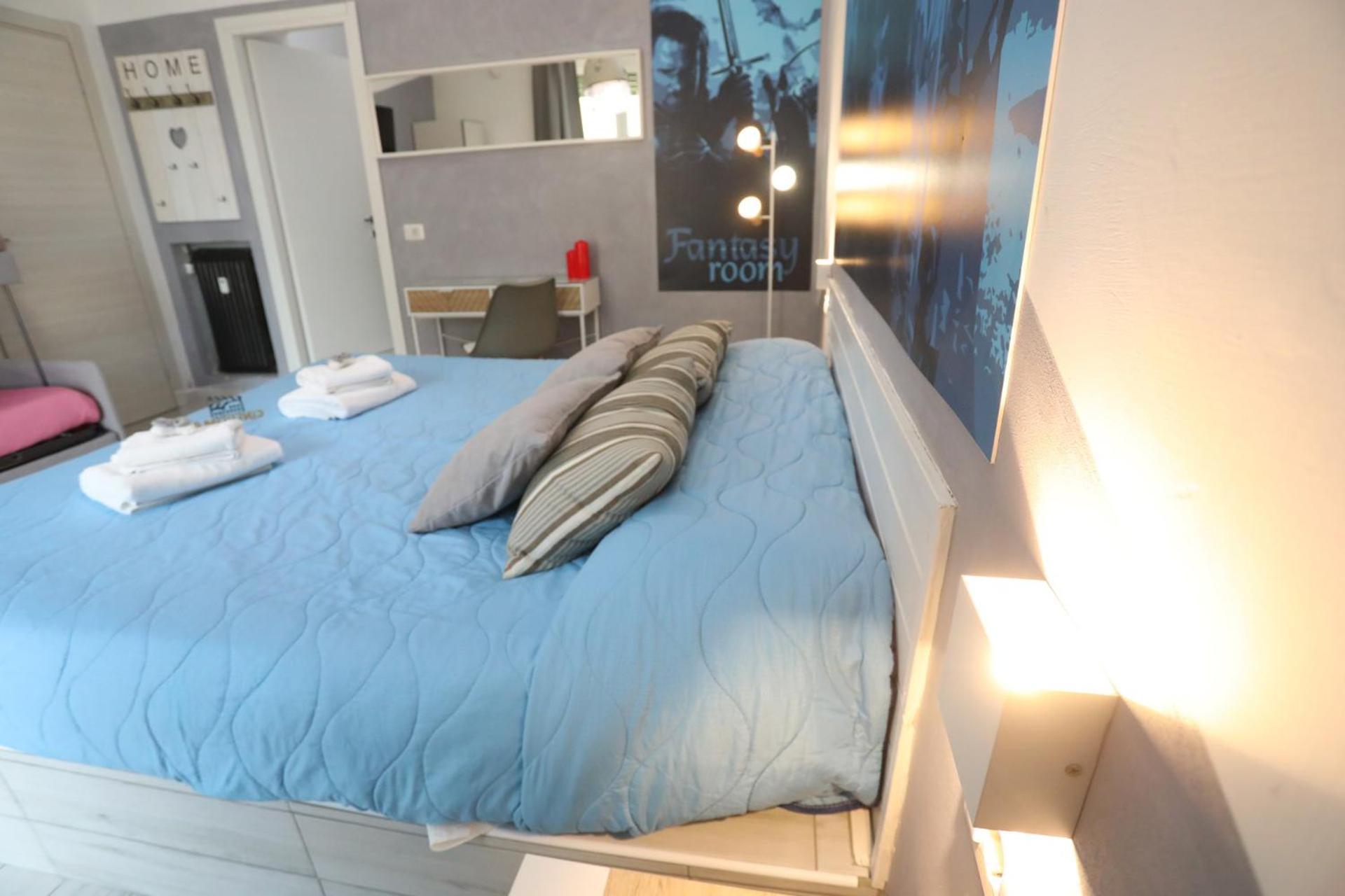 Cineroma Guest house *