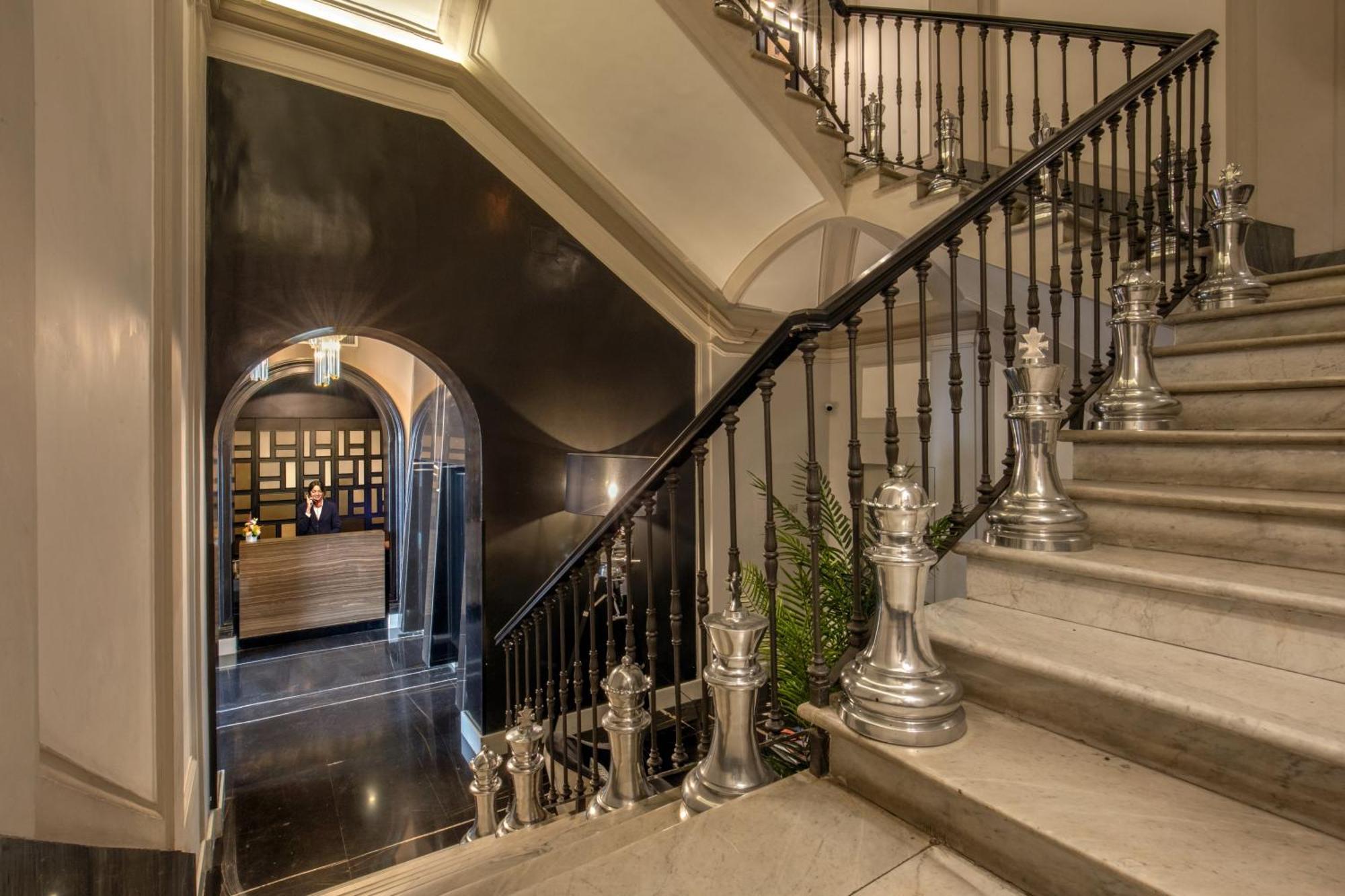 The Glam Hotel 4*
