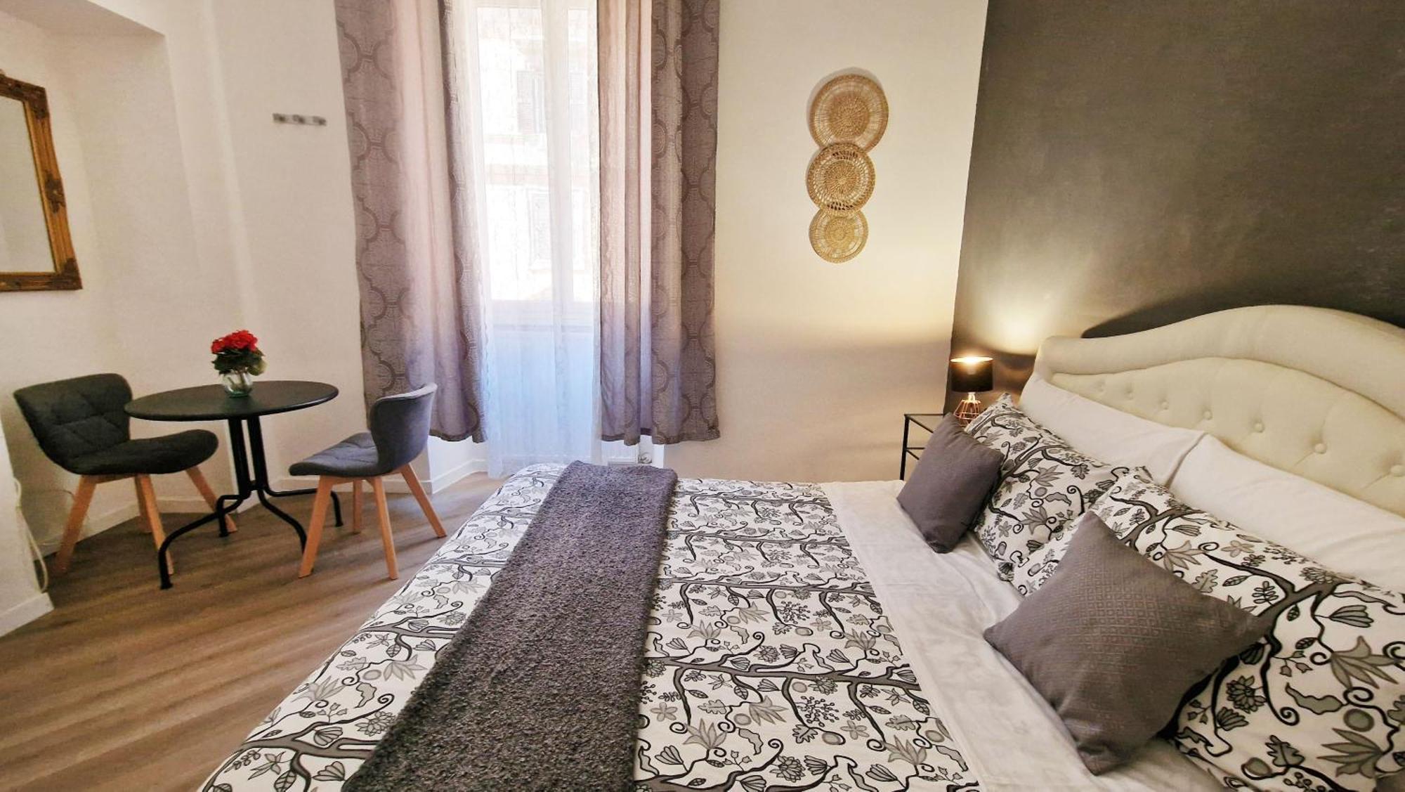 Guest house Myomax *