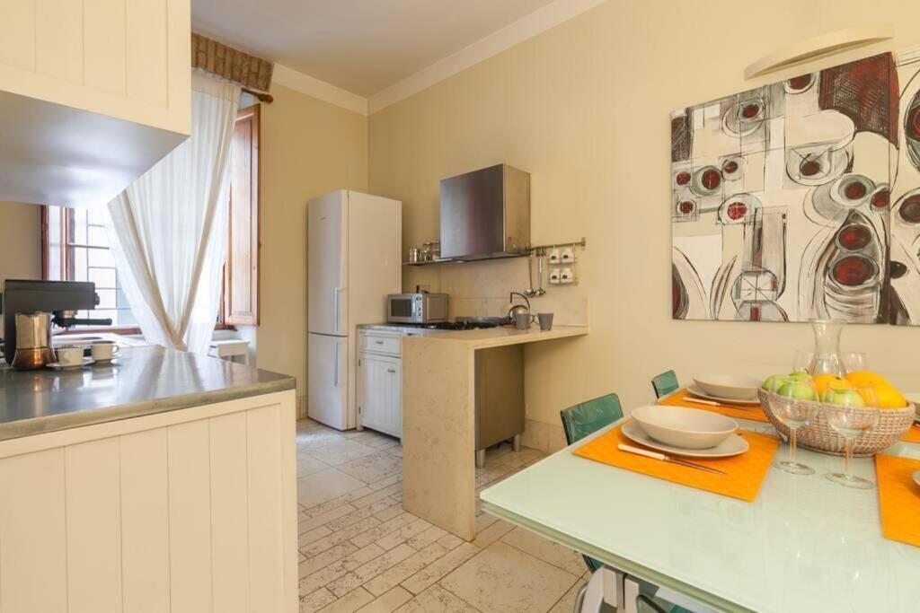 Borgo Pio - Quite And Spacious Rome