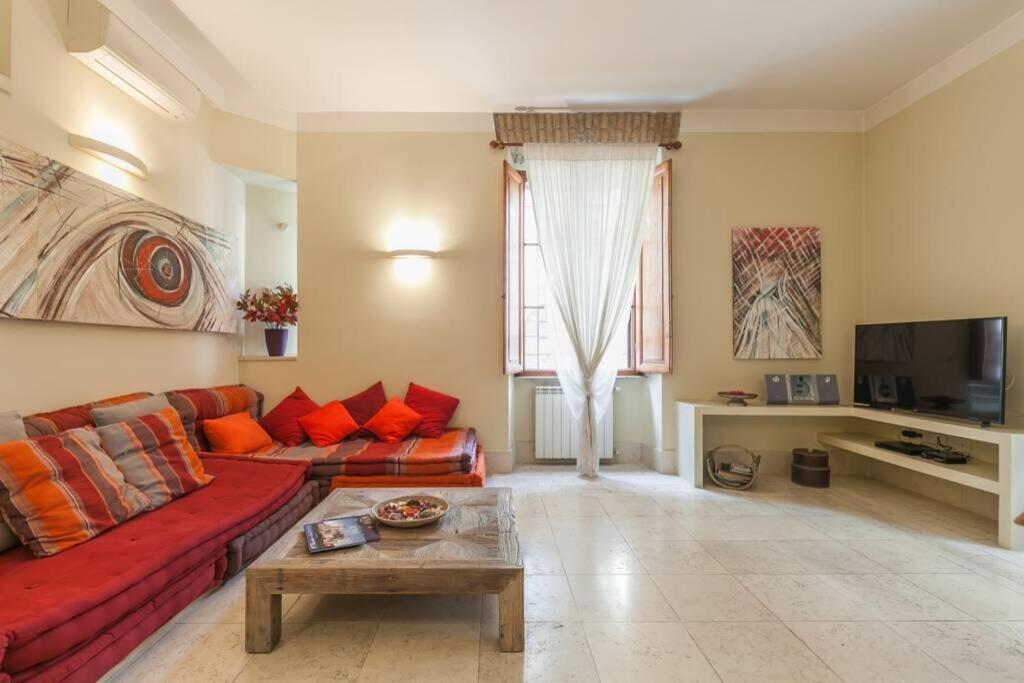 Apartment Borgo Pio - Quite And Spacious Rome