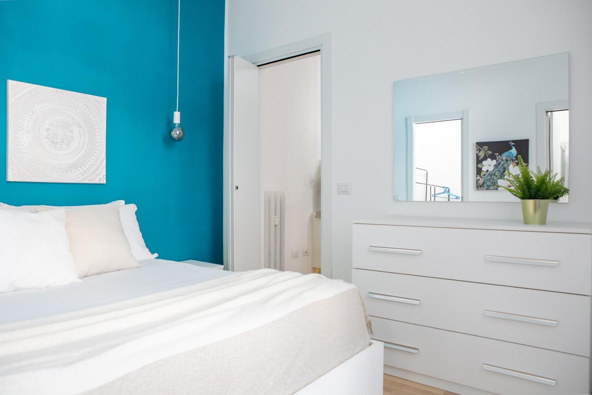 Parisi Apartment