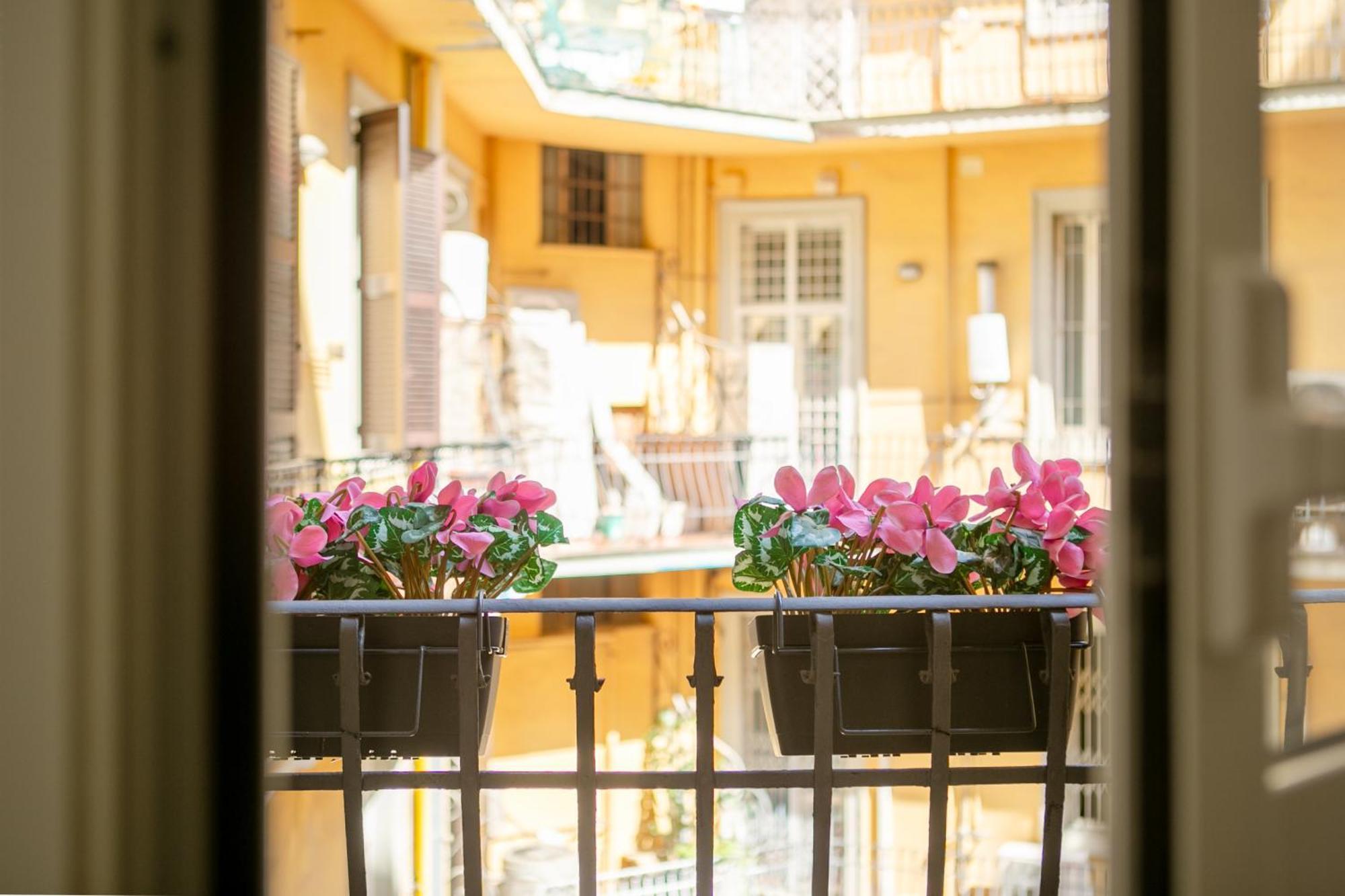 Parisi Apartment *