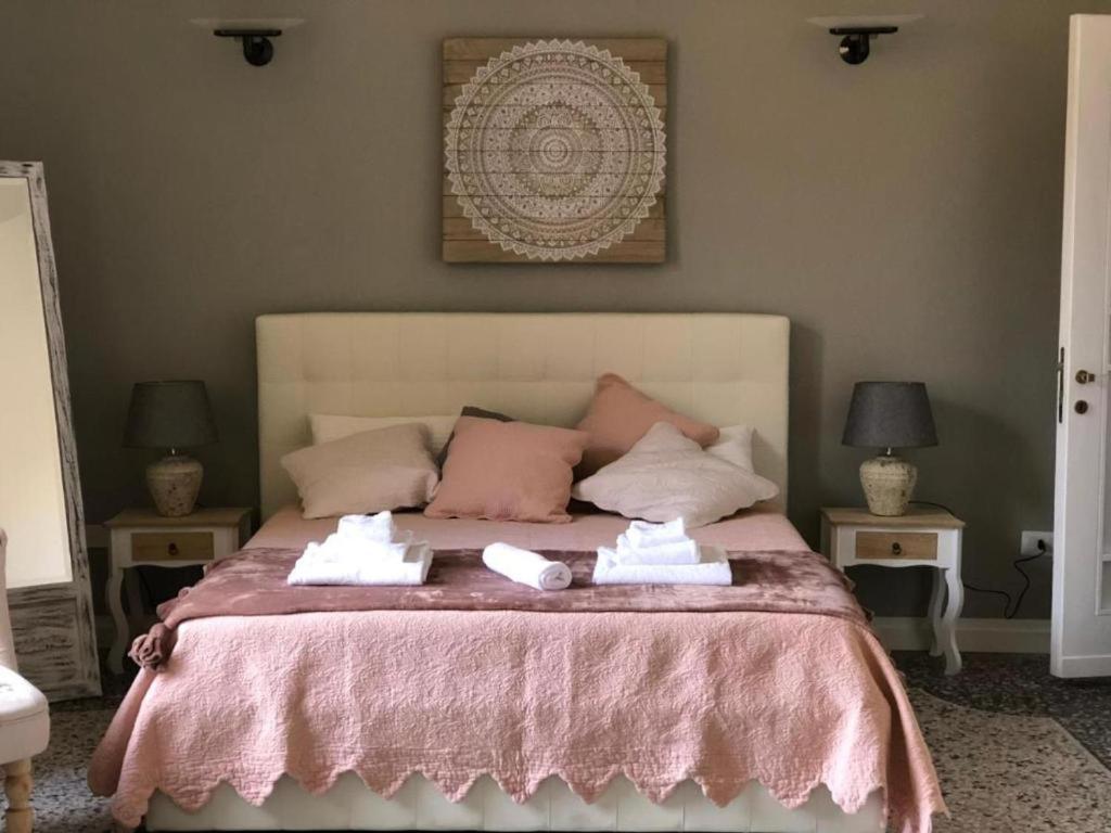 Camilla 4u Bed & Breakfast *