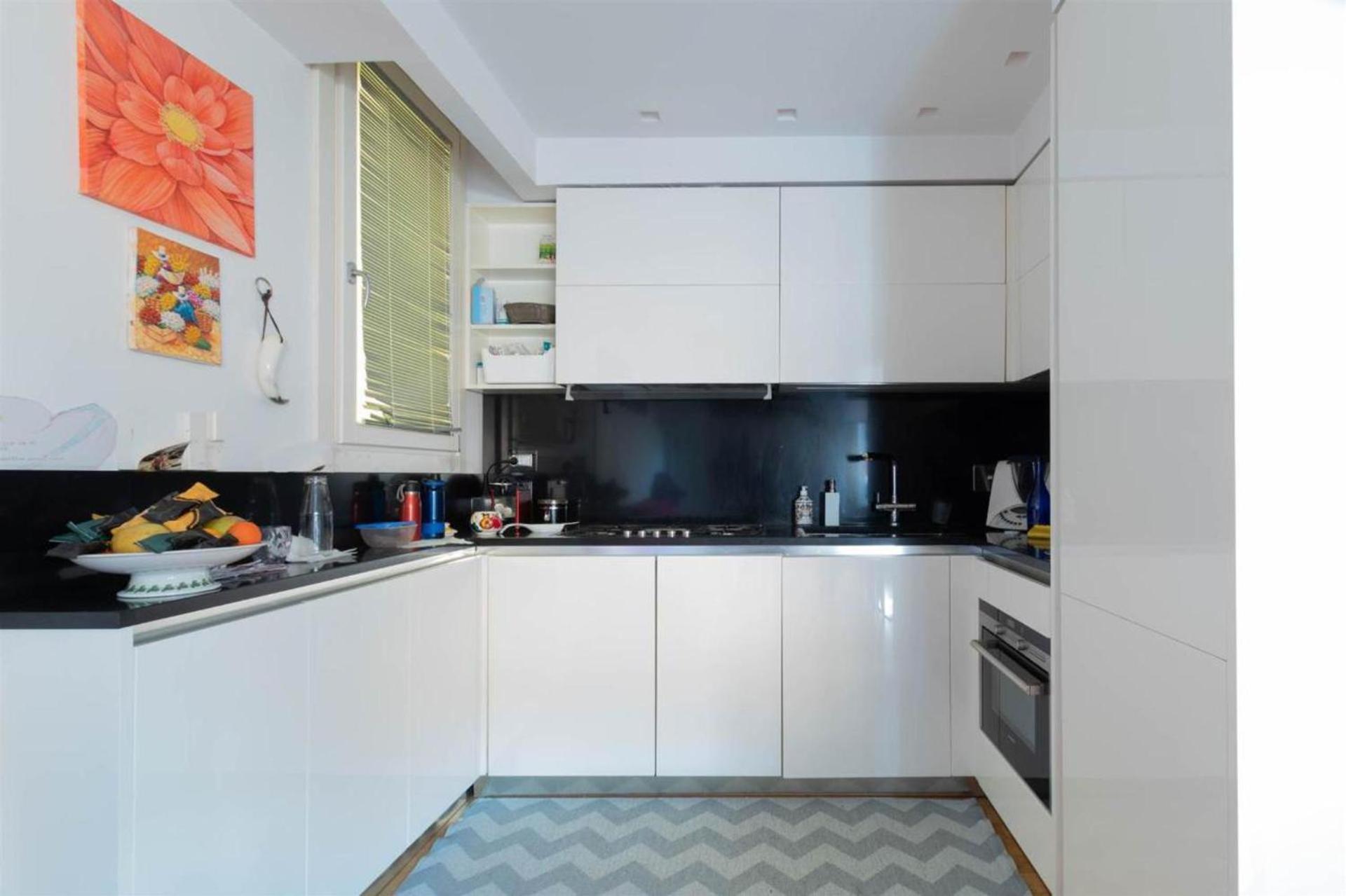 Apartment Beautiful 1-bed In Rome