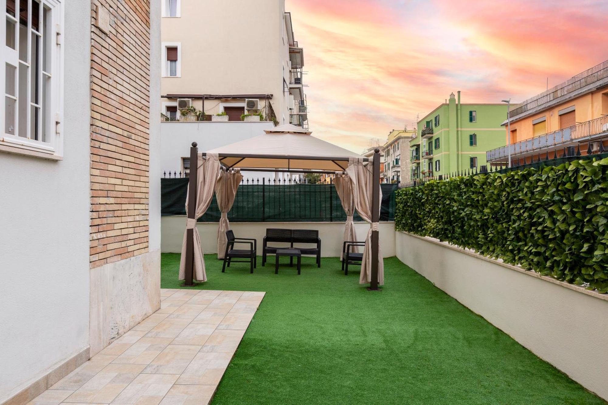 Apartment Luciano Secret Garden *