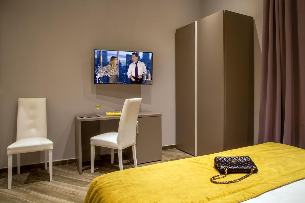 Frattina 3* Rome