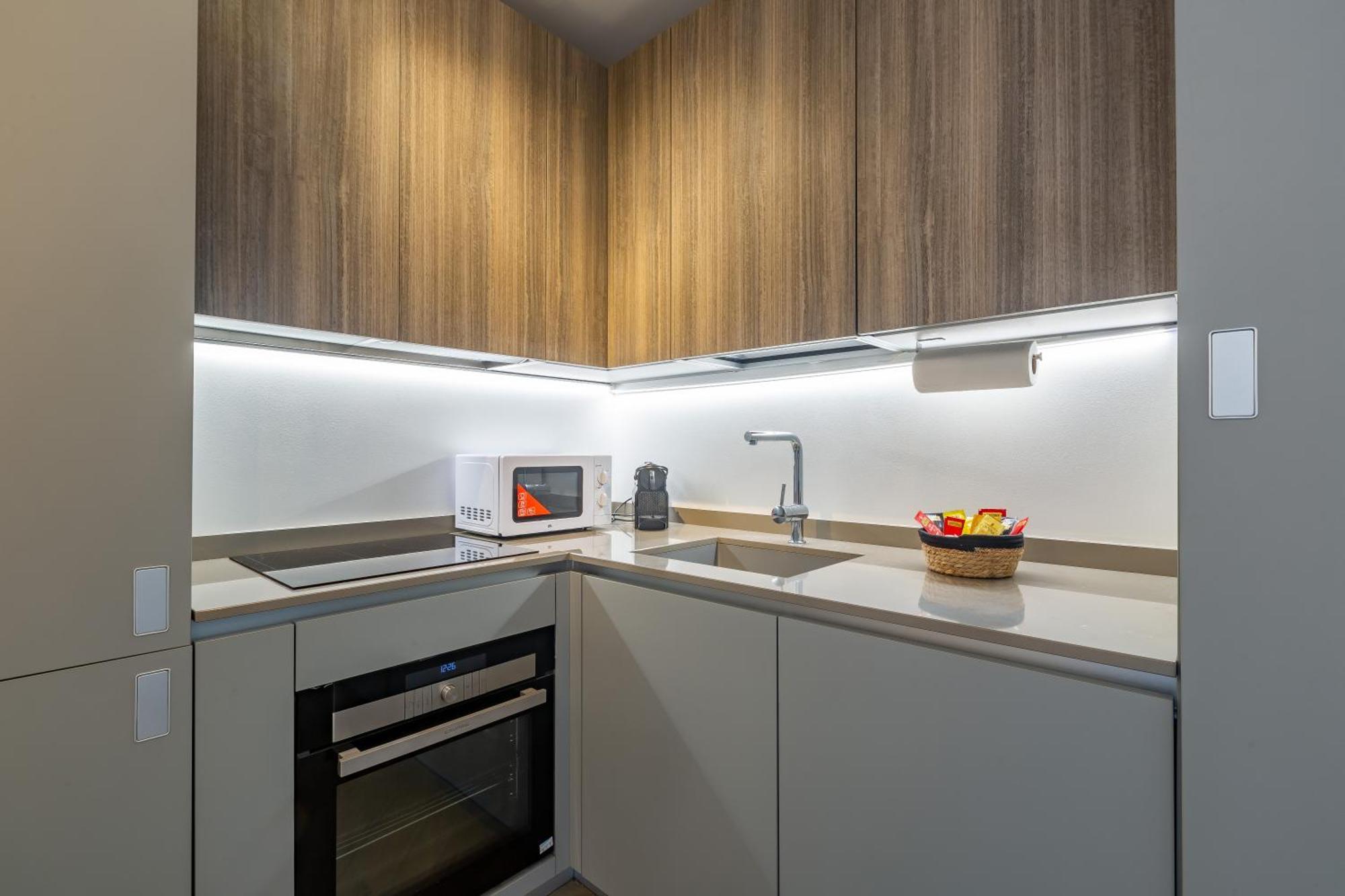 Apartment Aurealiving - Trastevere With Rooftop & Gym, Your Place In Rome