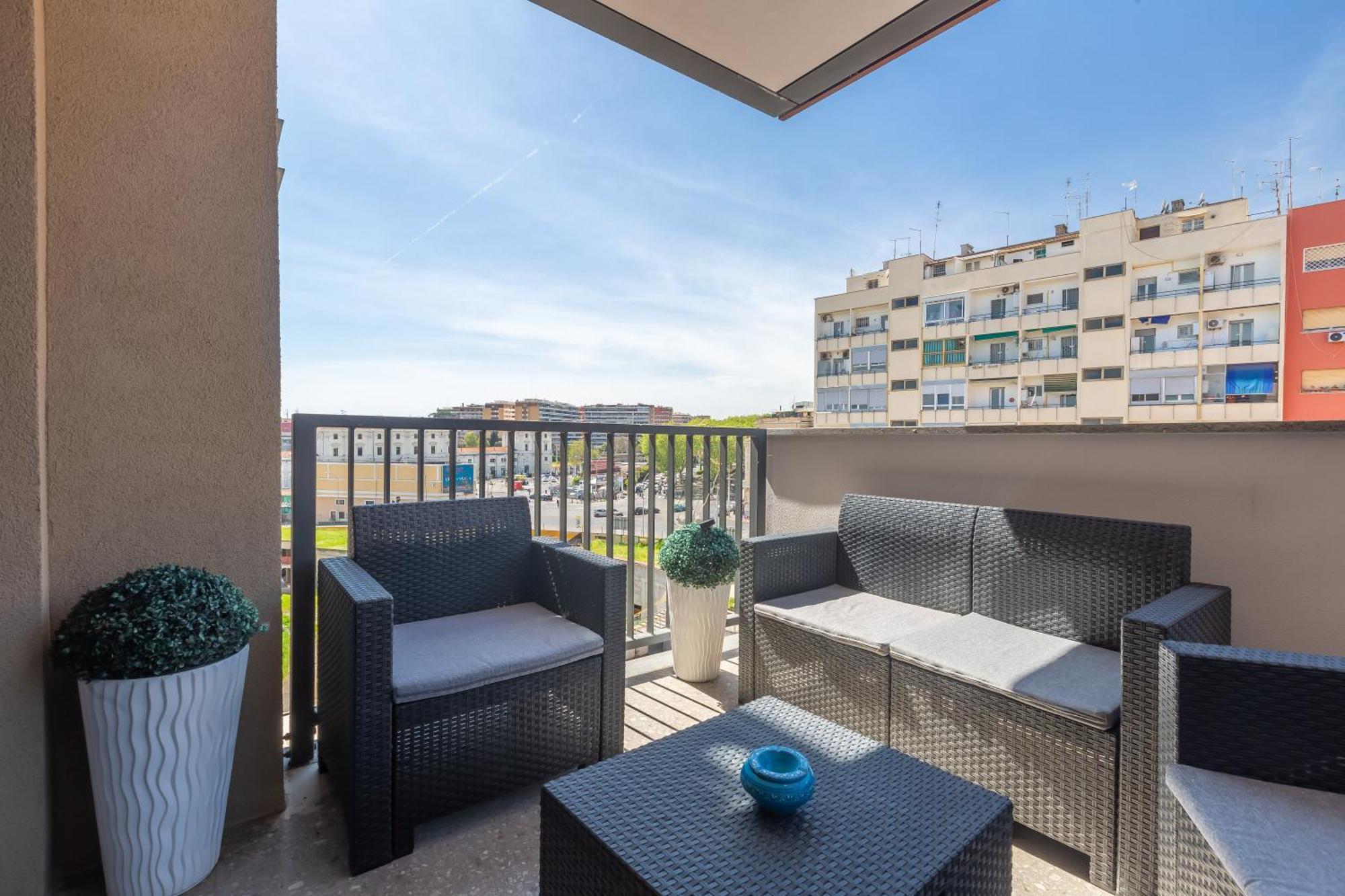 Apartment Aurealiving - Trastevere With Rooftop & Gym, Your Place In Rome