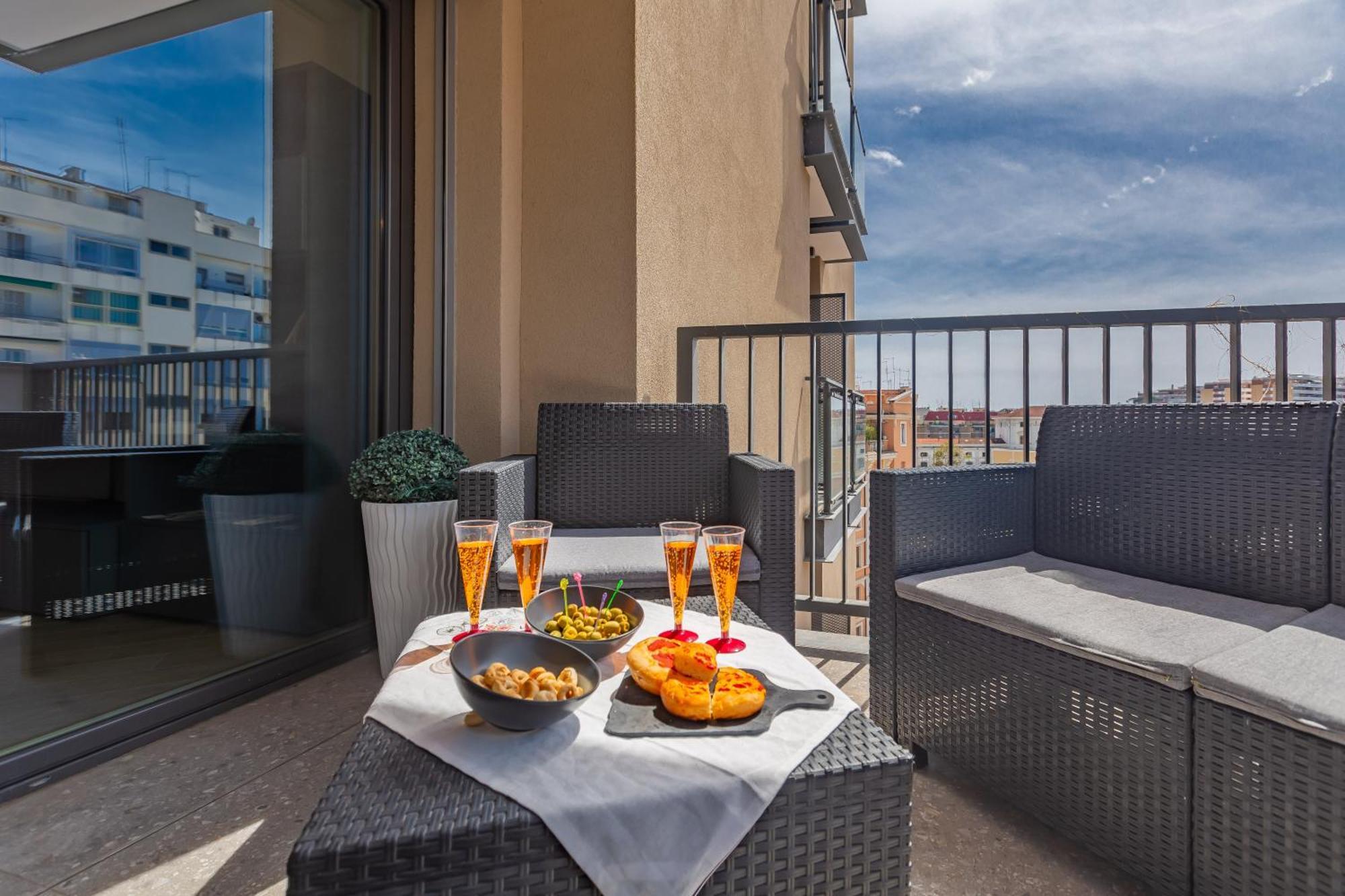 Aurealiving - Trastevere With Rooftop & Gym, Your Place In Rome