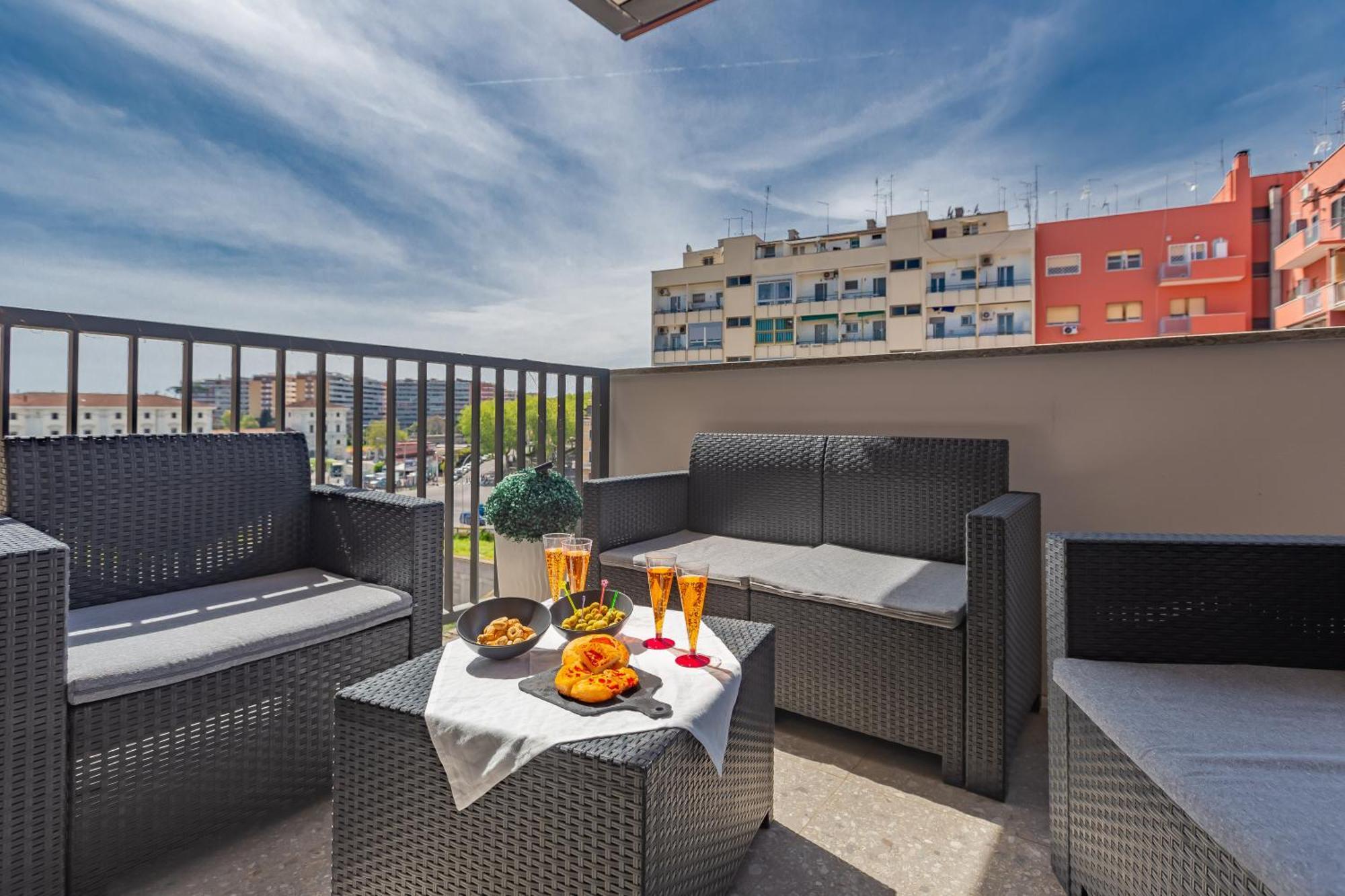 Apartment Aurealiving - Trastevere With Rooftop & Gym, Your Place In Rome
