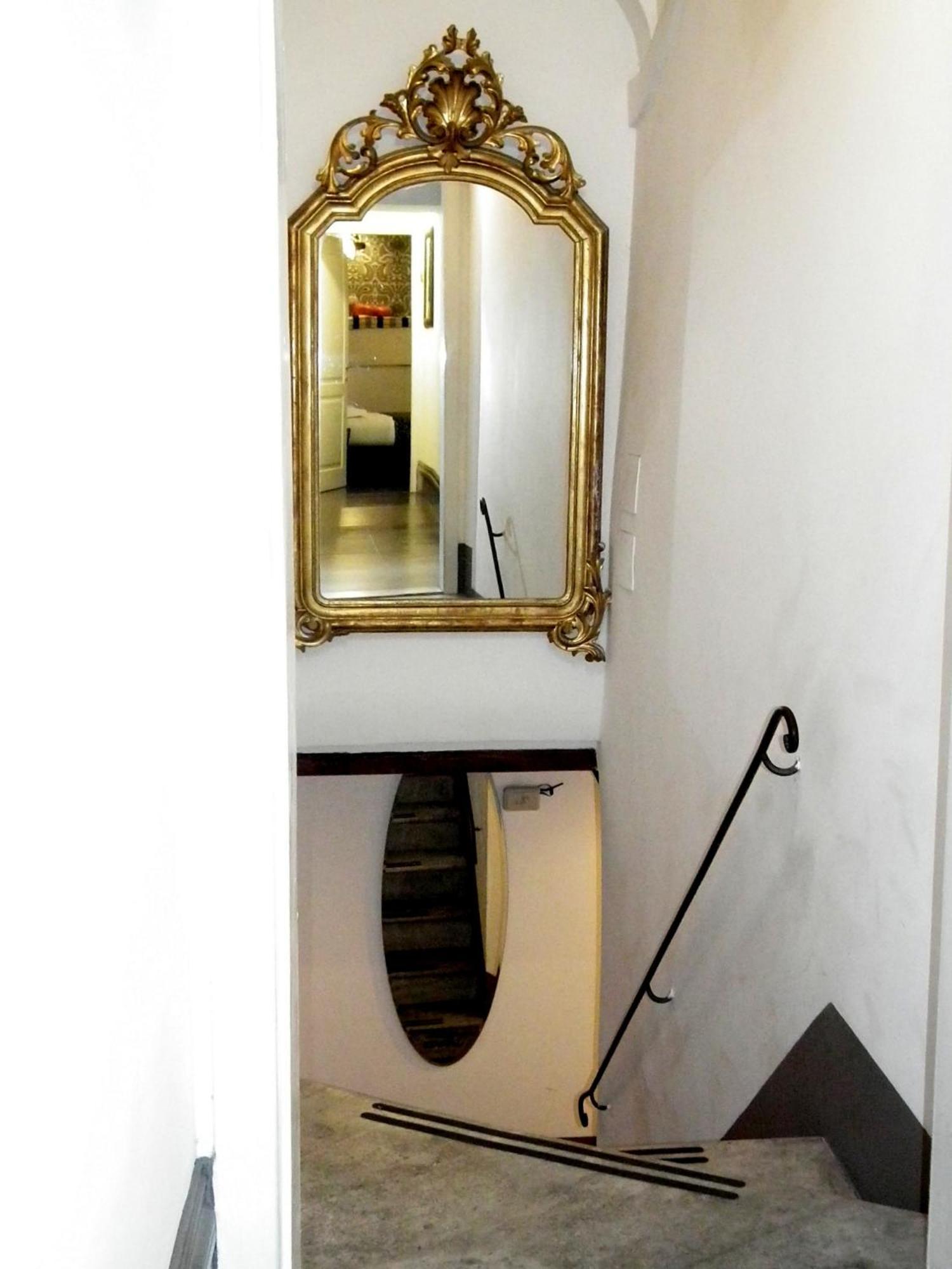 Guest house Relais Palazzo Taverna 3*