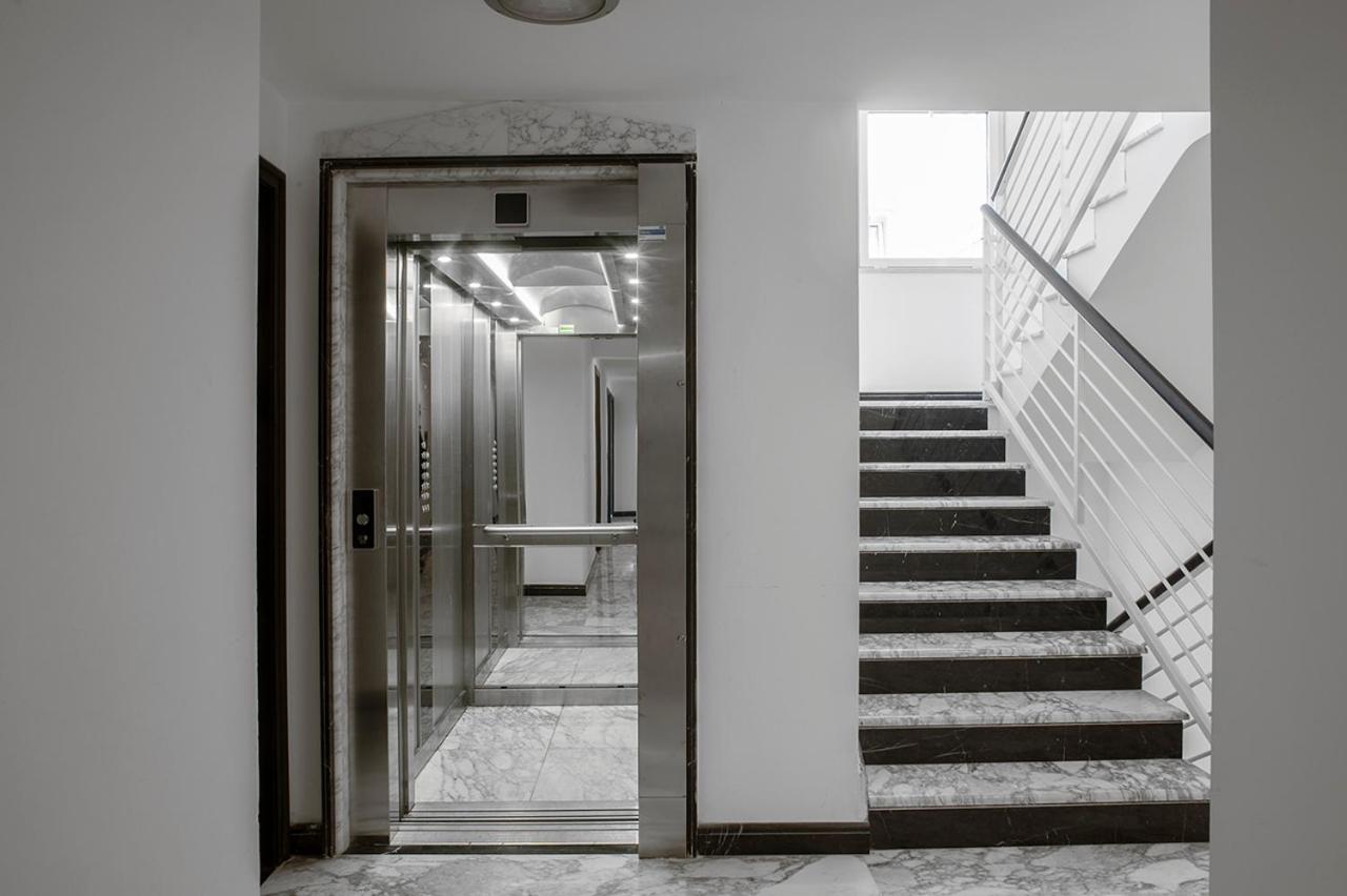 Apartment Penthouse 41 In Trastevere With Big Terrace