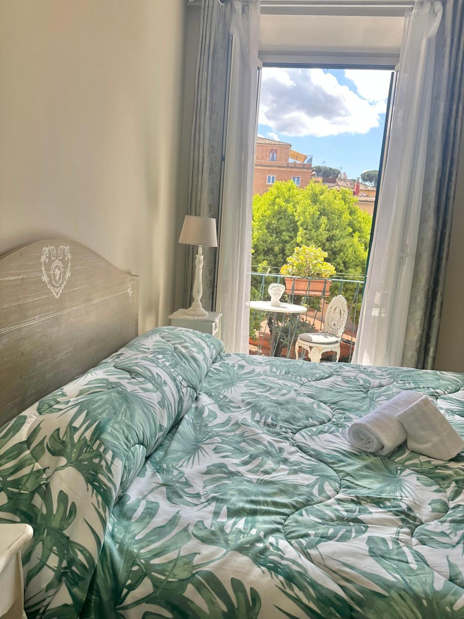 Borgo Pio 66 Apartment *