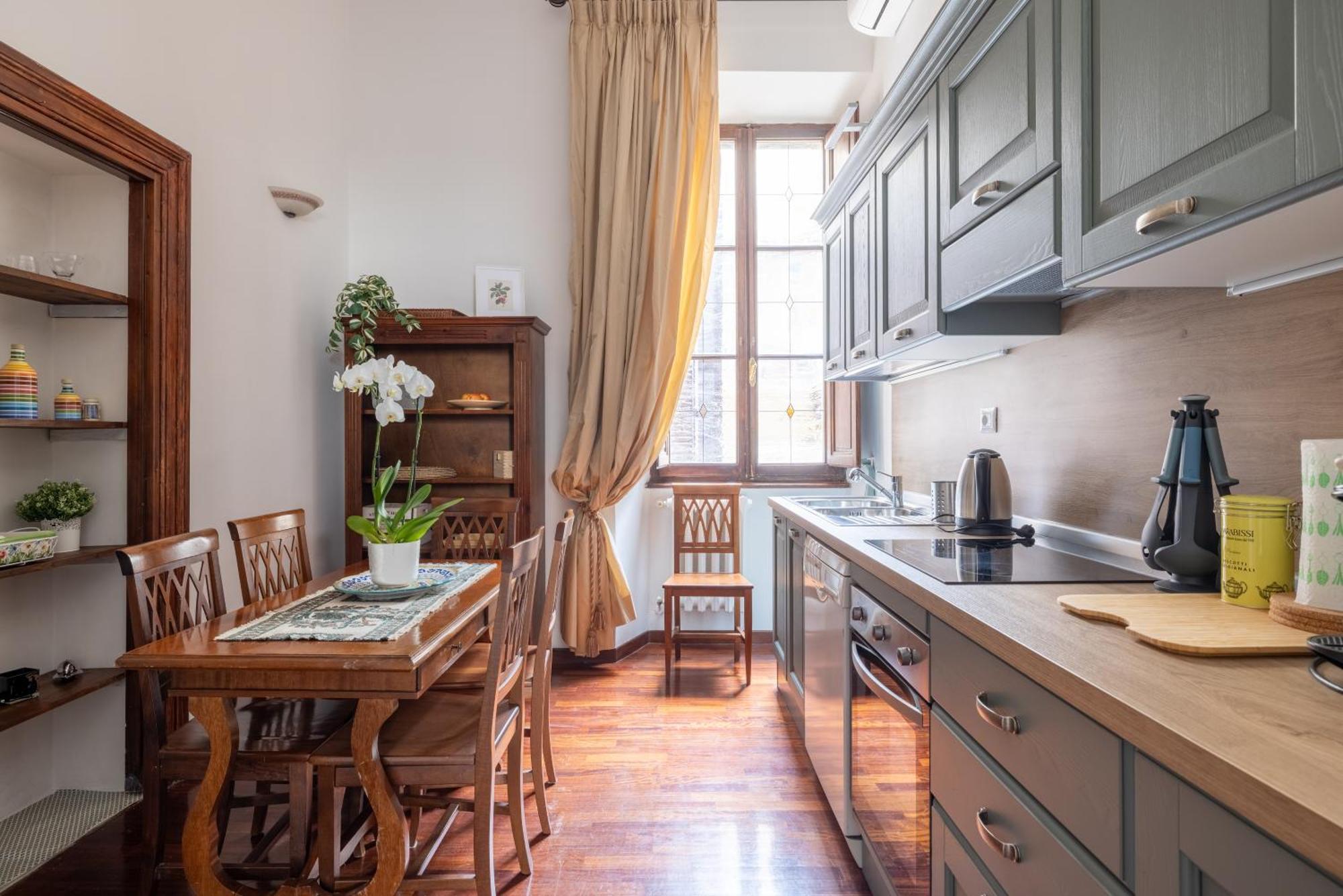 Appartamento Luxury In The Heart Of - Near Metro A And B *