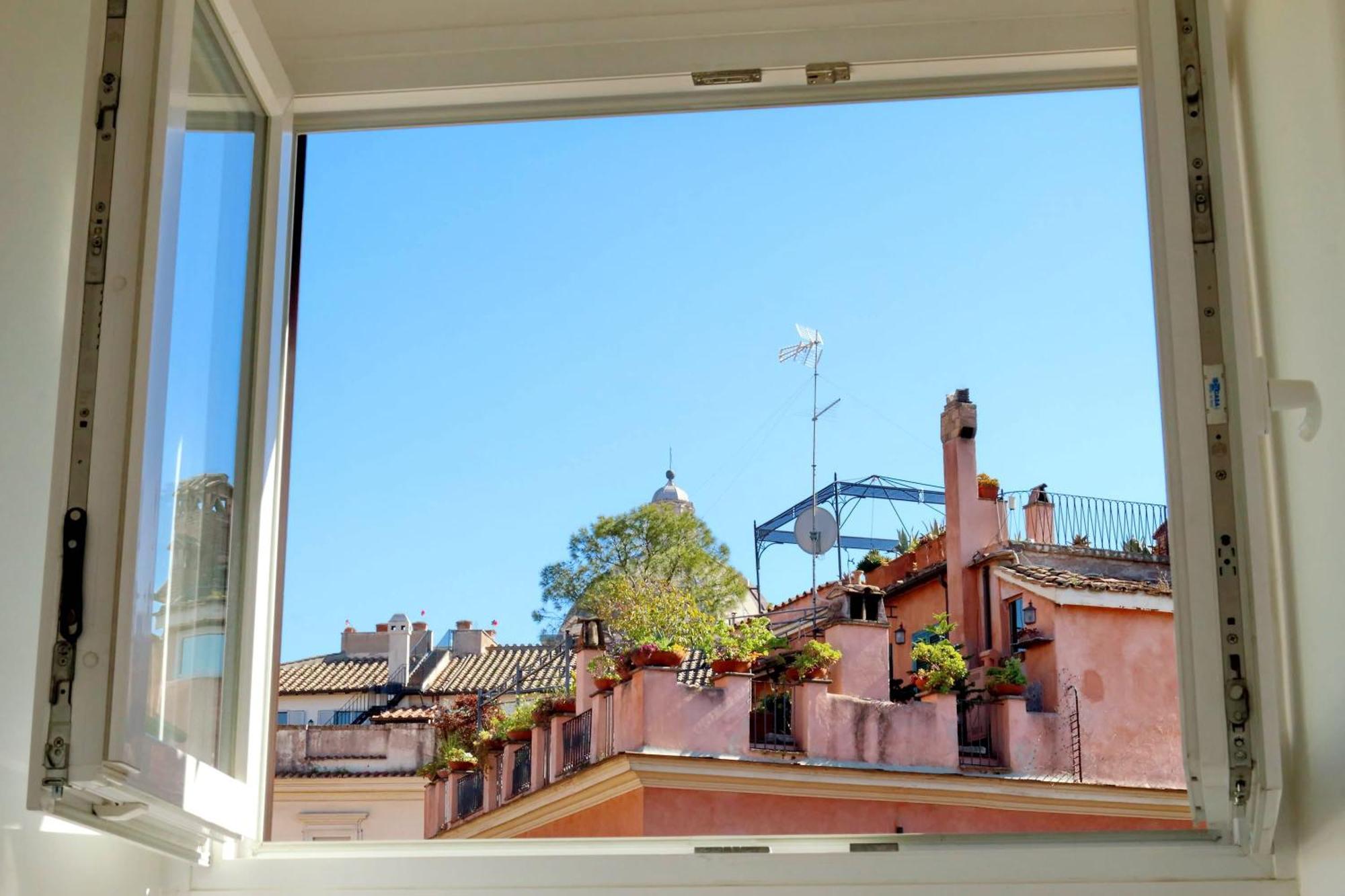 Pantheon Charming Attic | Romeloft Apartment Rome