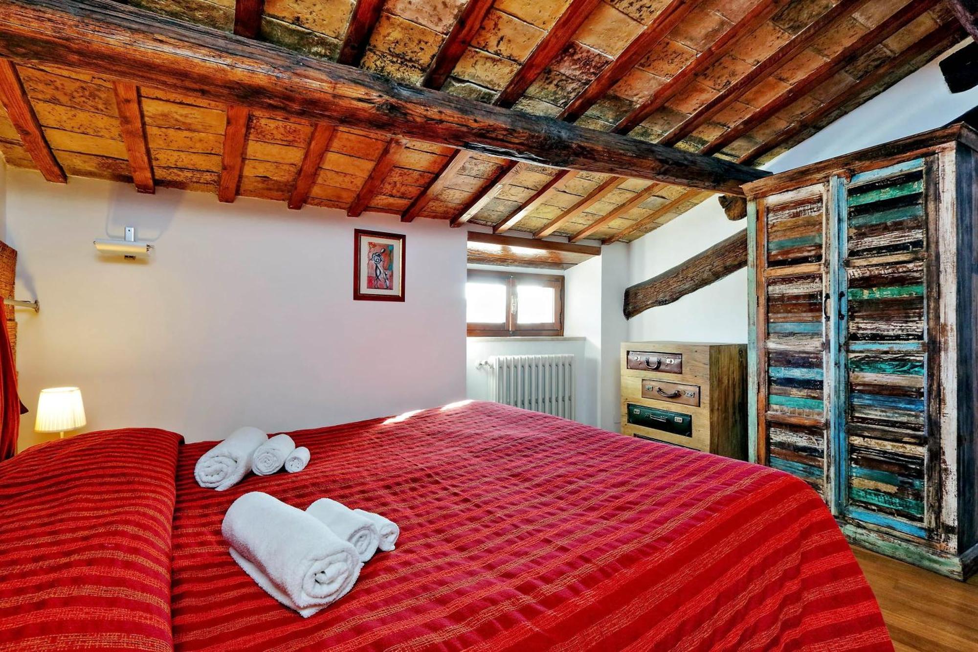 Apartment Piazza Mattei Elegant | Romeloft Rome