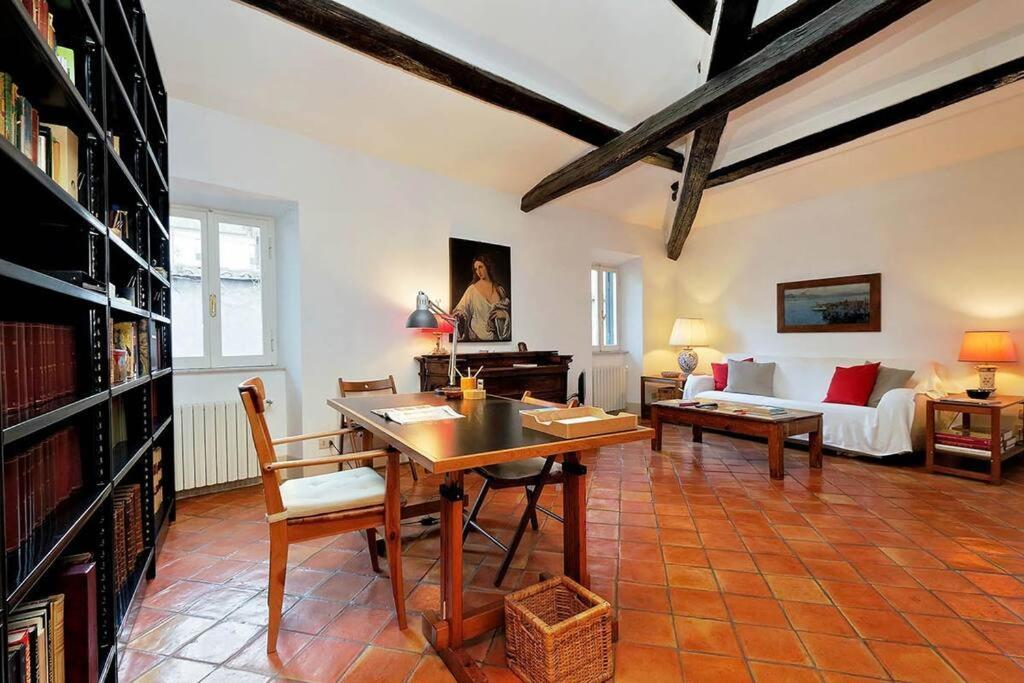 Trastevere Charming Loft | Romeloft Appartamento *