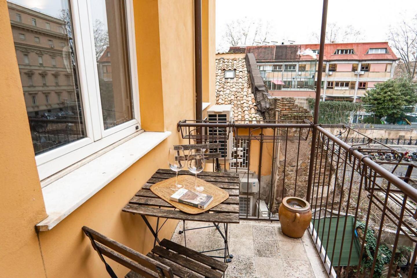Santa Rufina Apartment