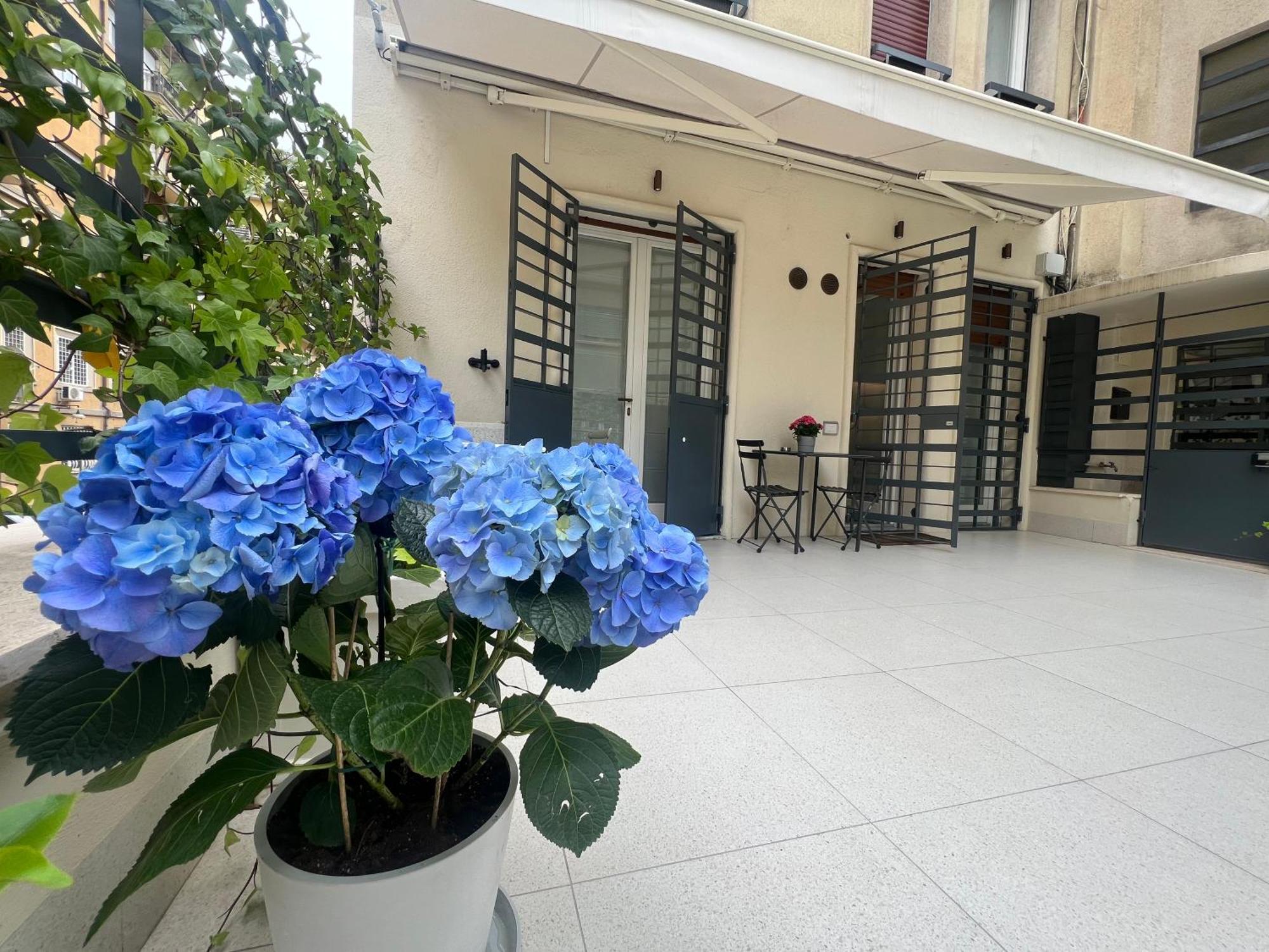 Lungotevere Flaminio 3* Rome
