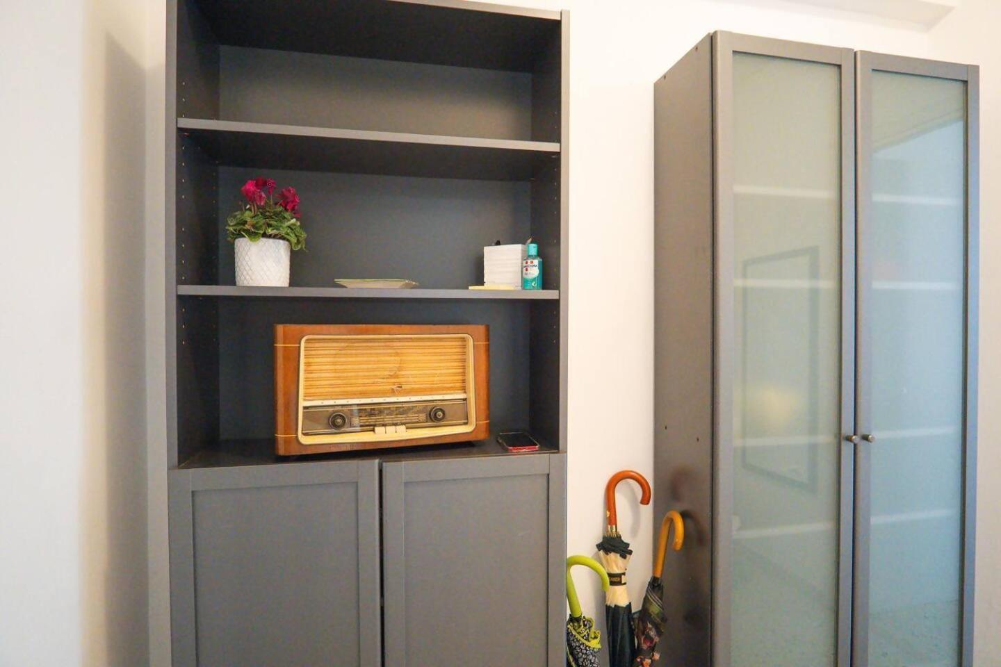 Radio Apartment