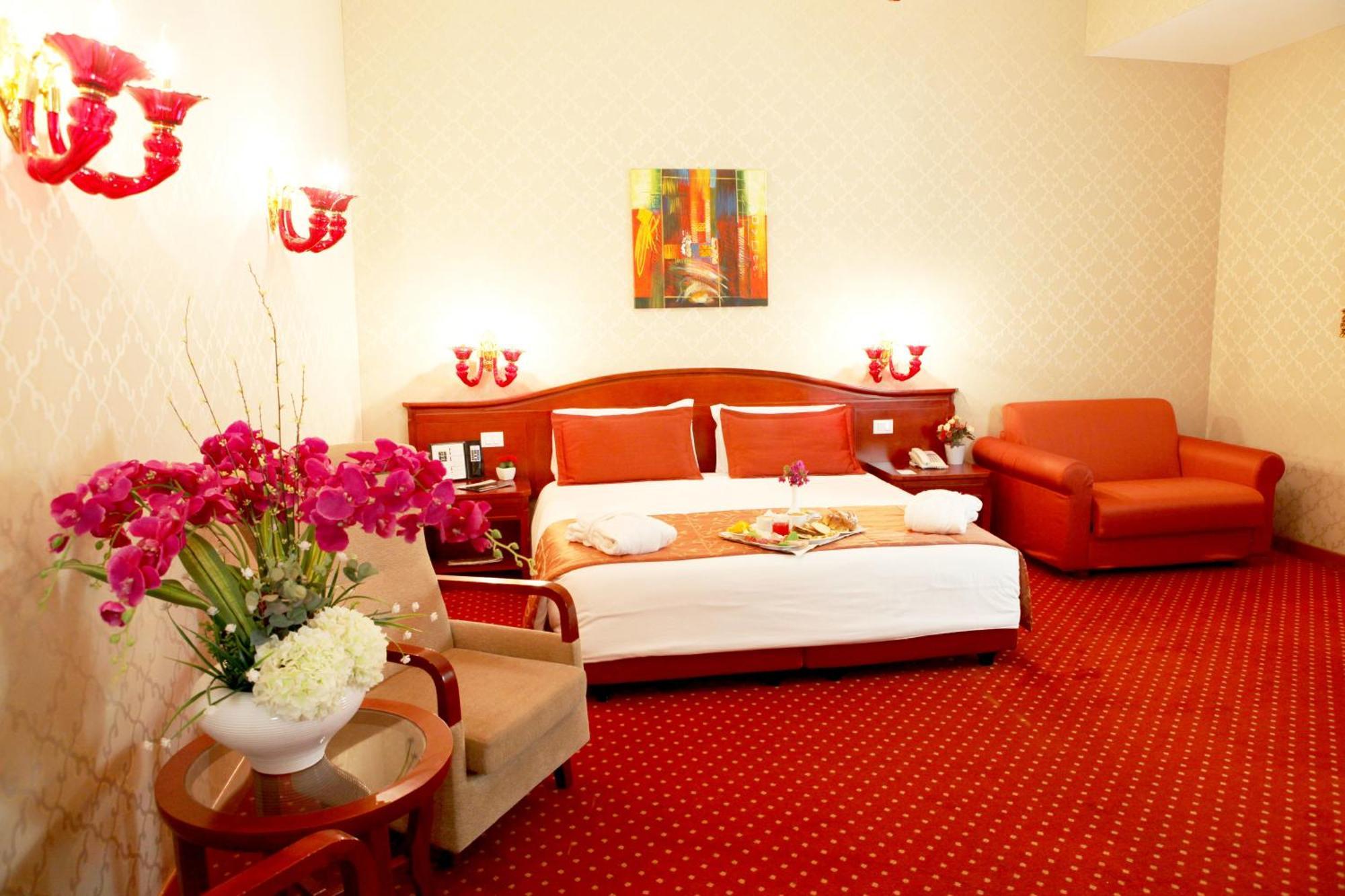Augusta Lucilla Palace Rome