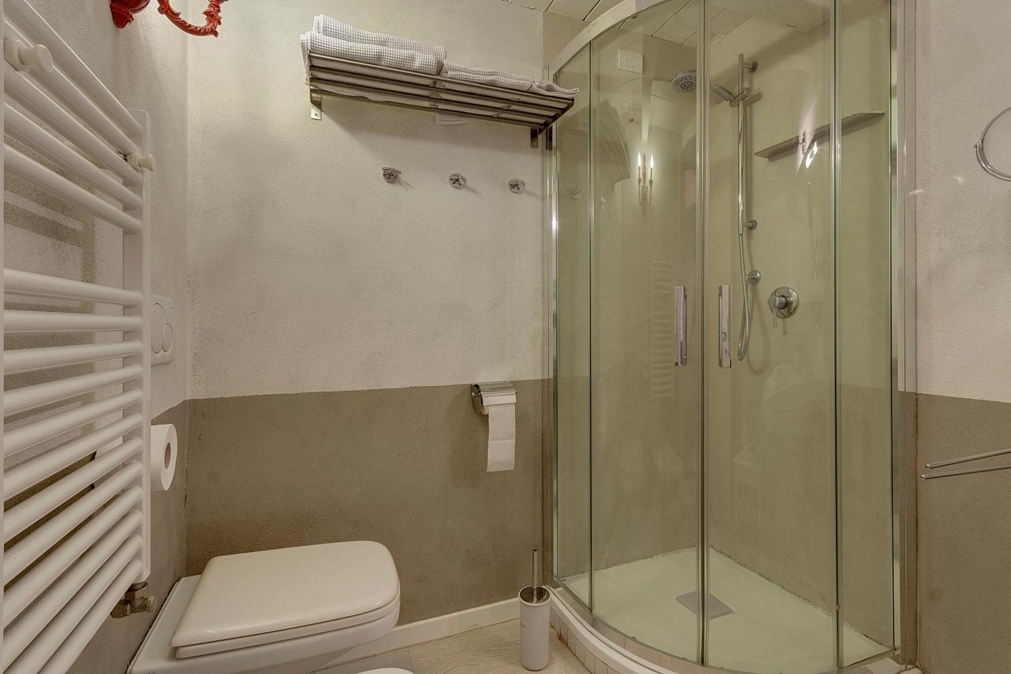 Lm Spagna Guest house